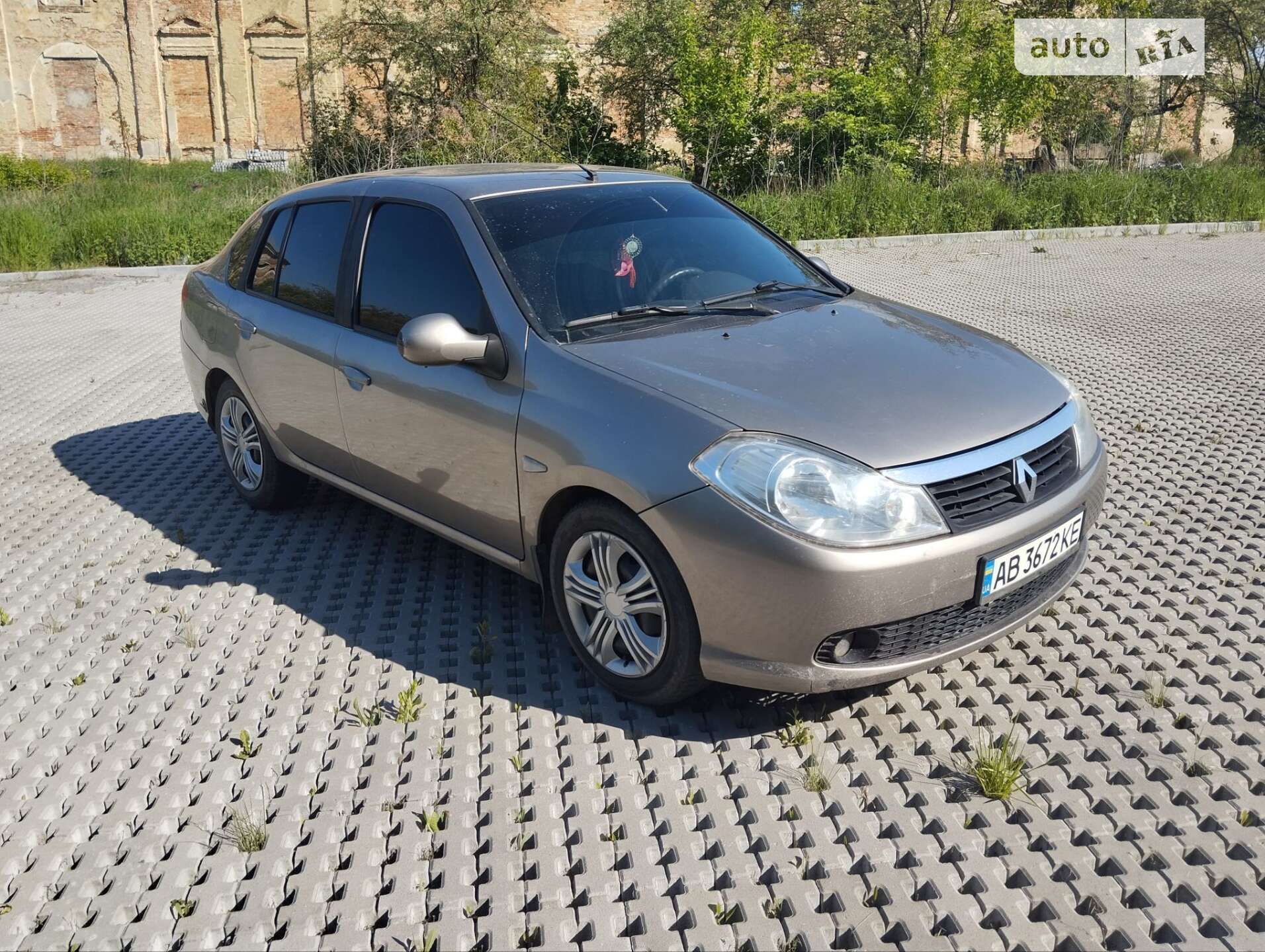 Renault Clio Symbol 2010