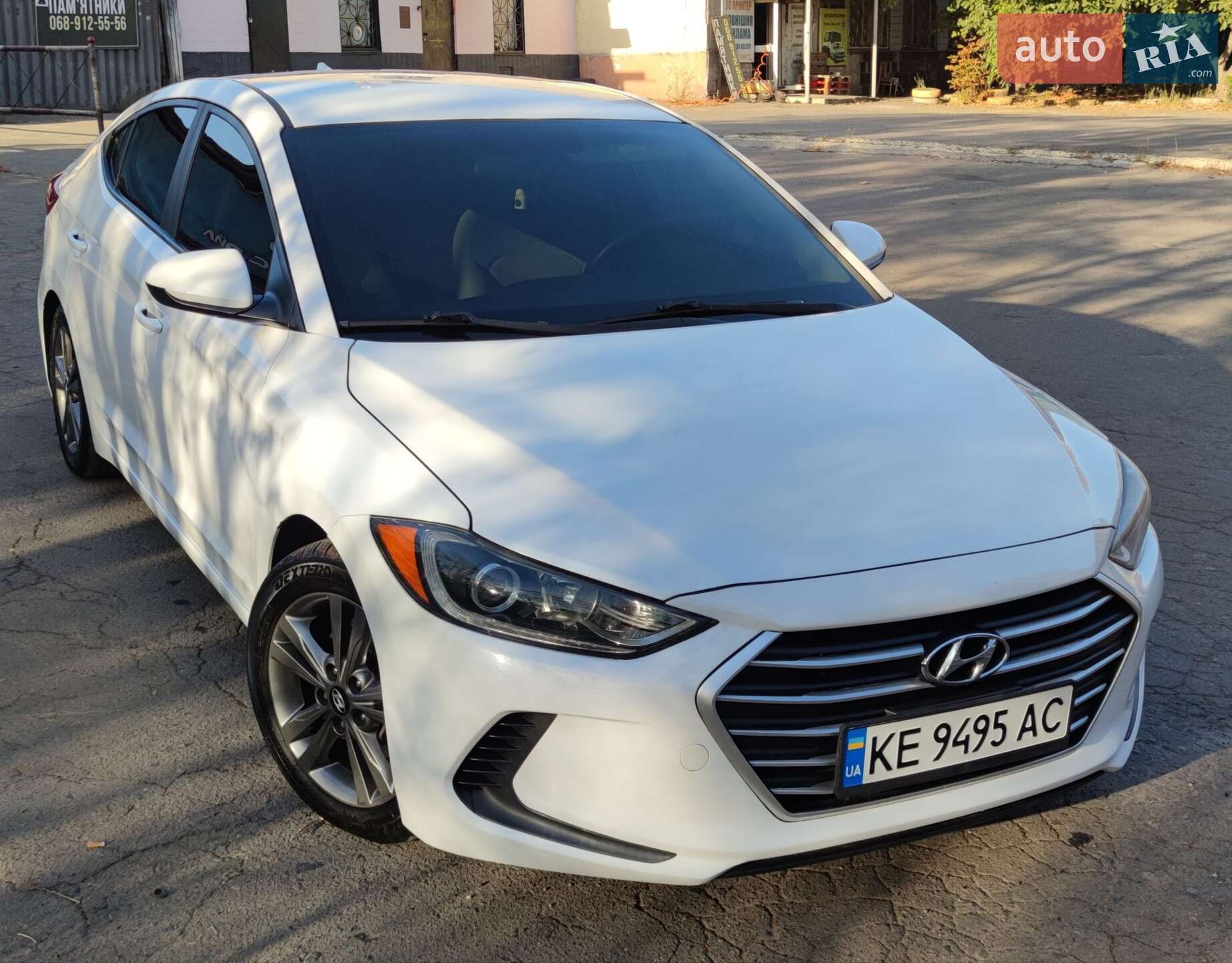HYUNDAI ELANTRA 2017