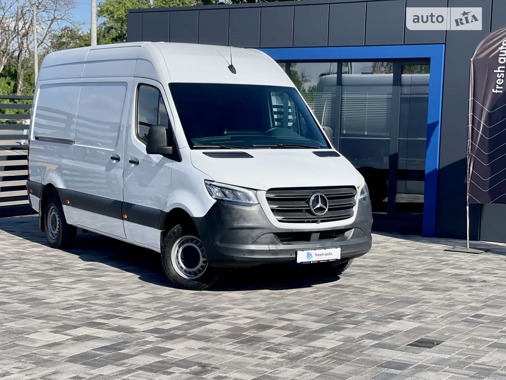 MERCEDES-BENZ SPRINTER 319 CDI 2019