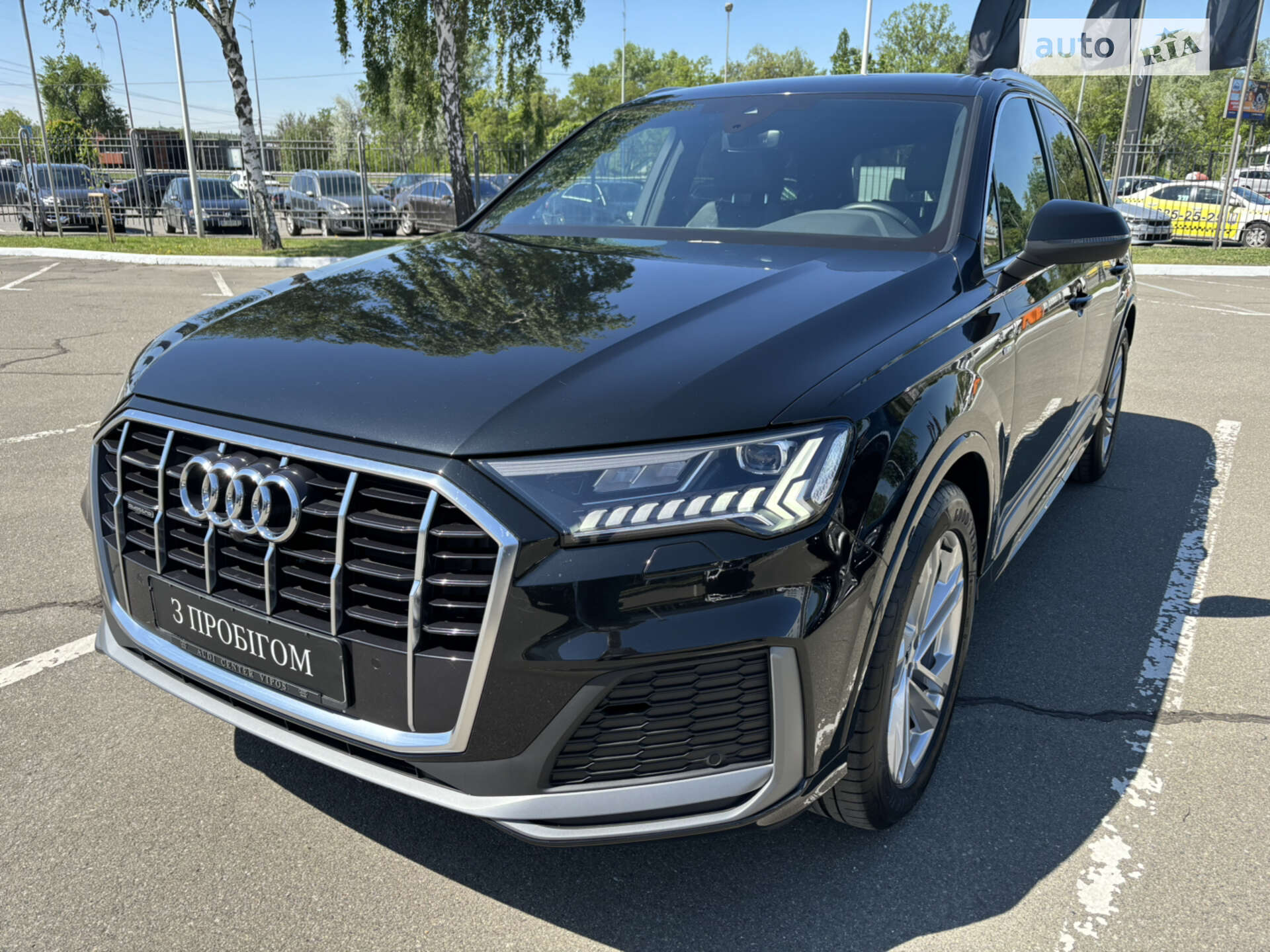 AUDI Q7 2021