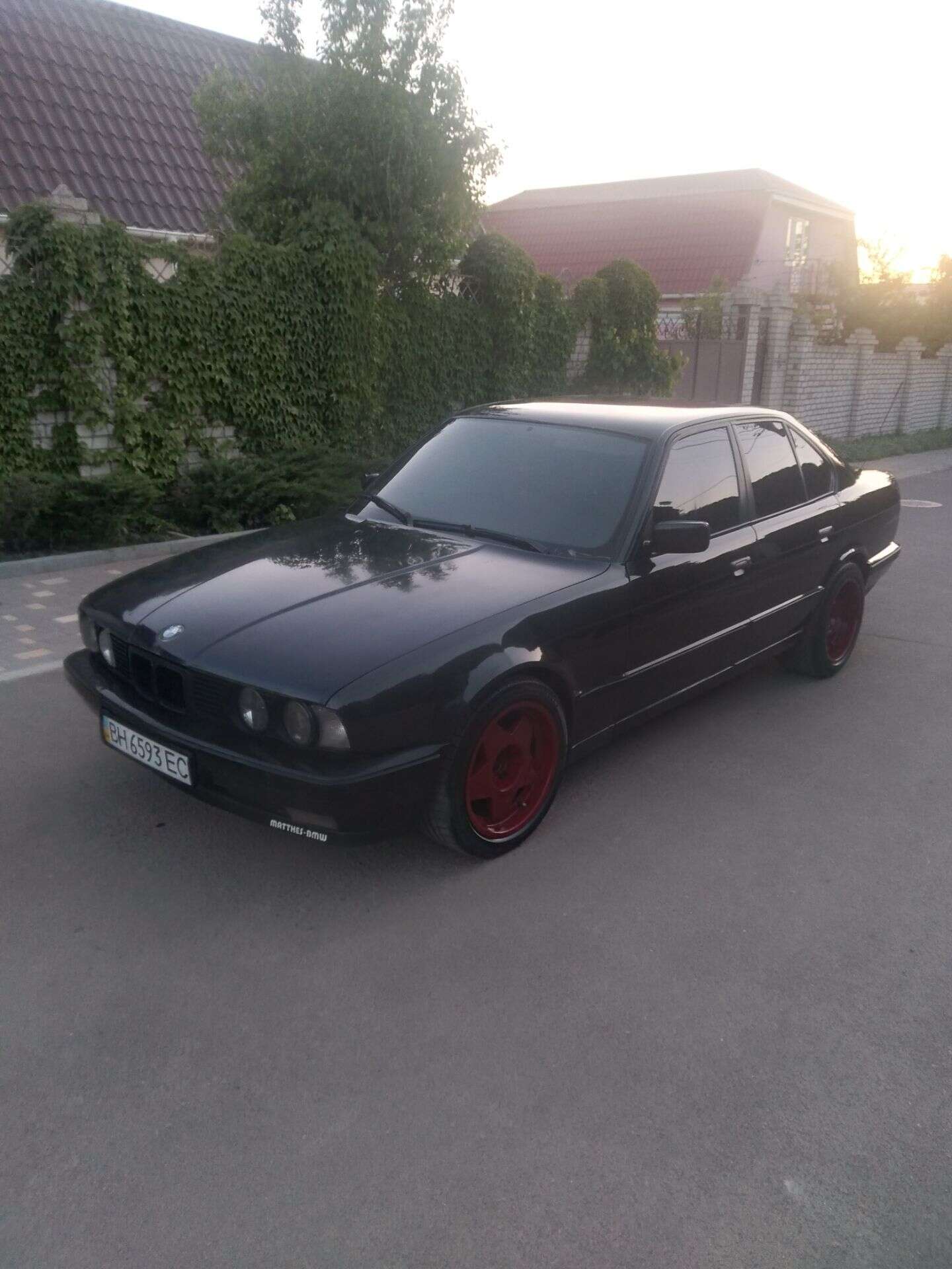 Головне фото звіту автомобіля BMW 525 1991