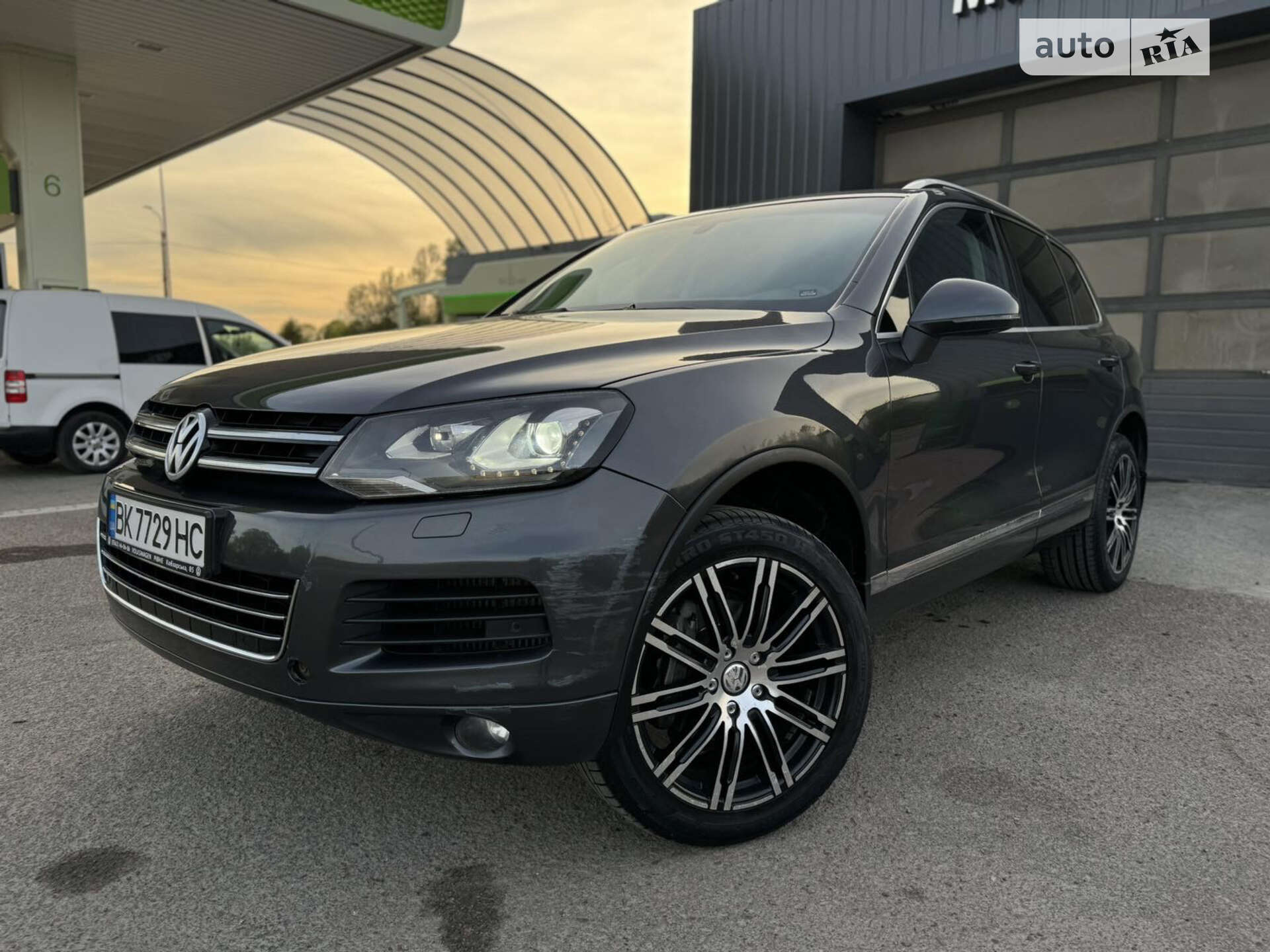 VOLKSWAGEN TOUAREG 2013