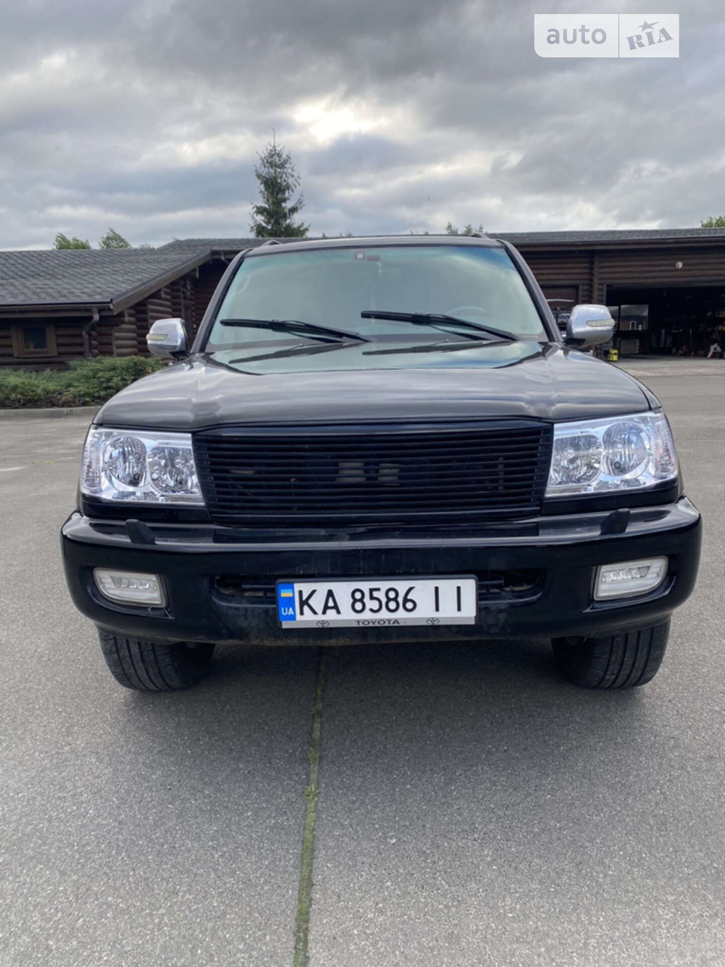 TOYOTA LAND CRUISER 100 2002