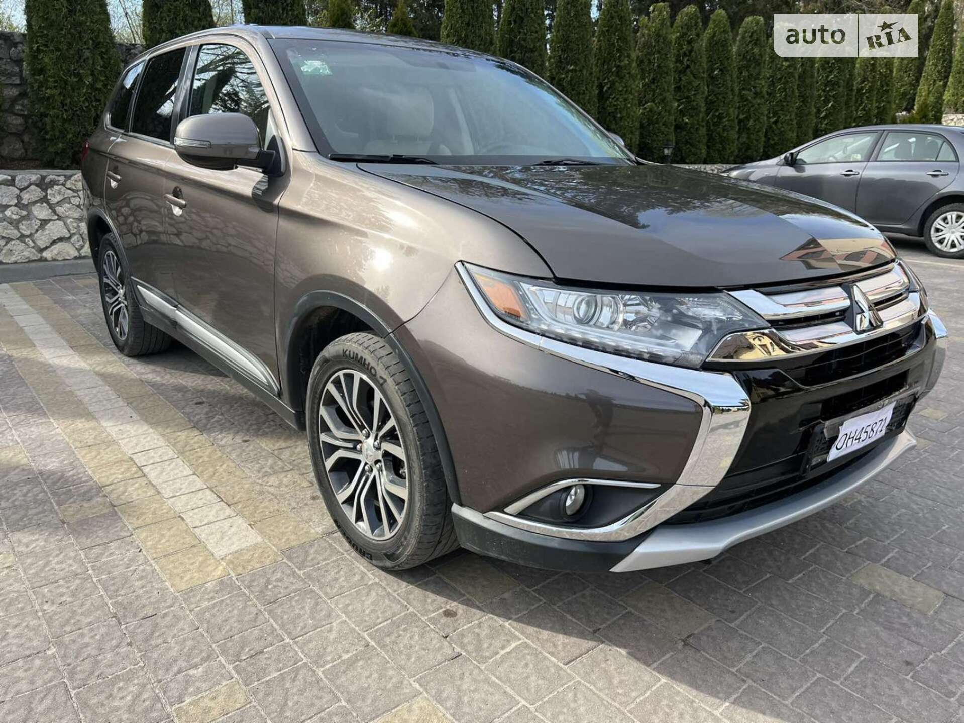 Головне фото звіту автомобіля MITSUBISHI OUTLANDER 2016