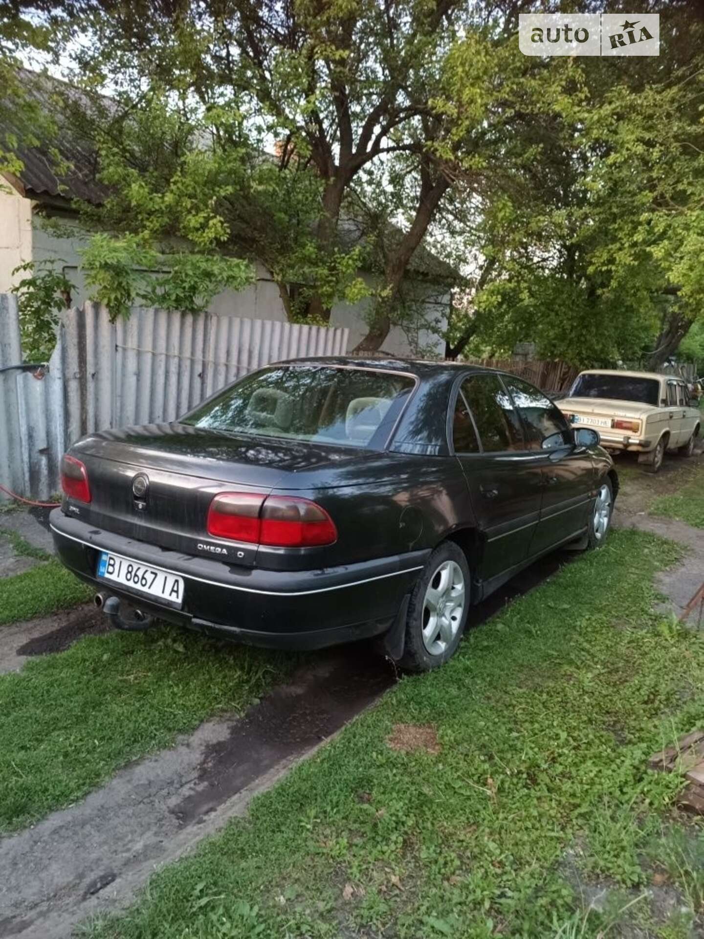 Головне фото звіту автомобіля OPEL OMEGA 1997