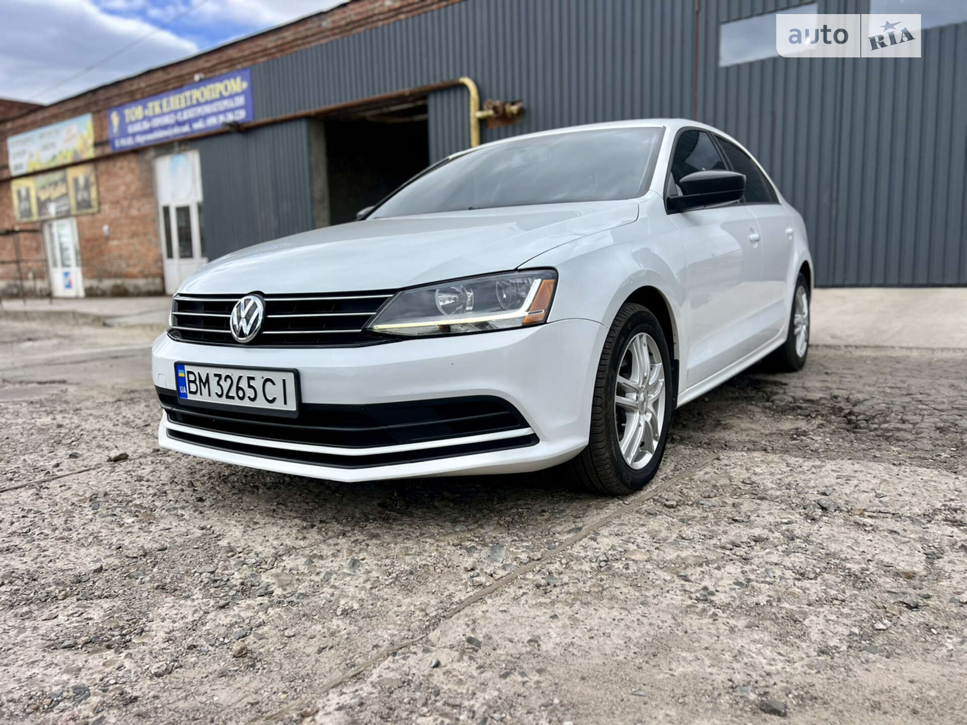 VOLKSWAGEN JETTA 2015