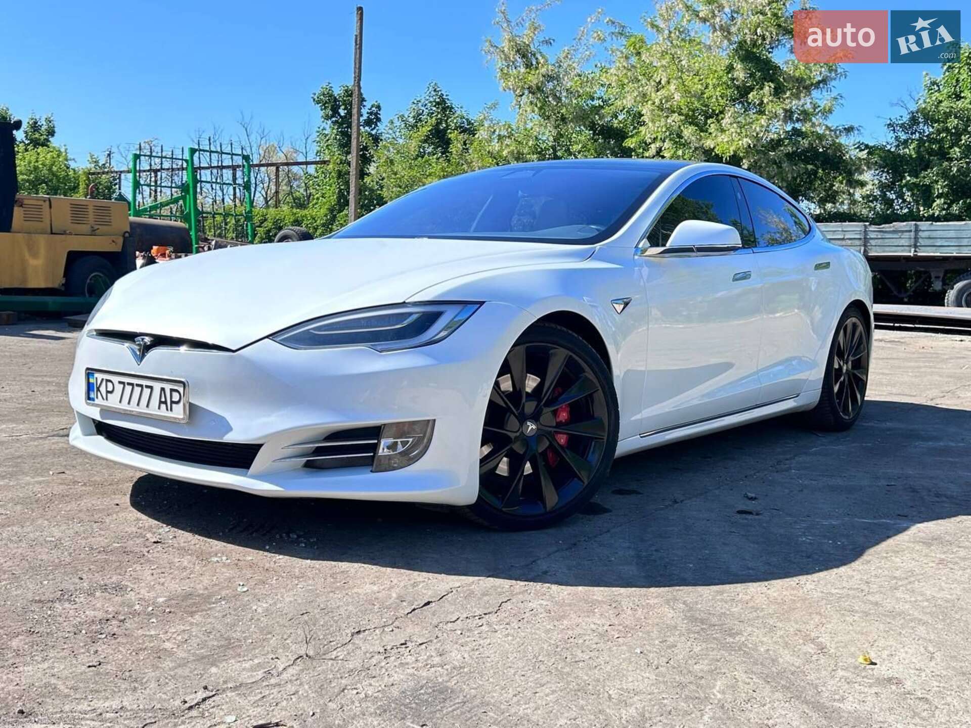 TESLA MODEL S 2019