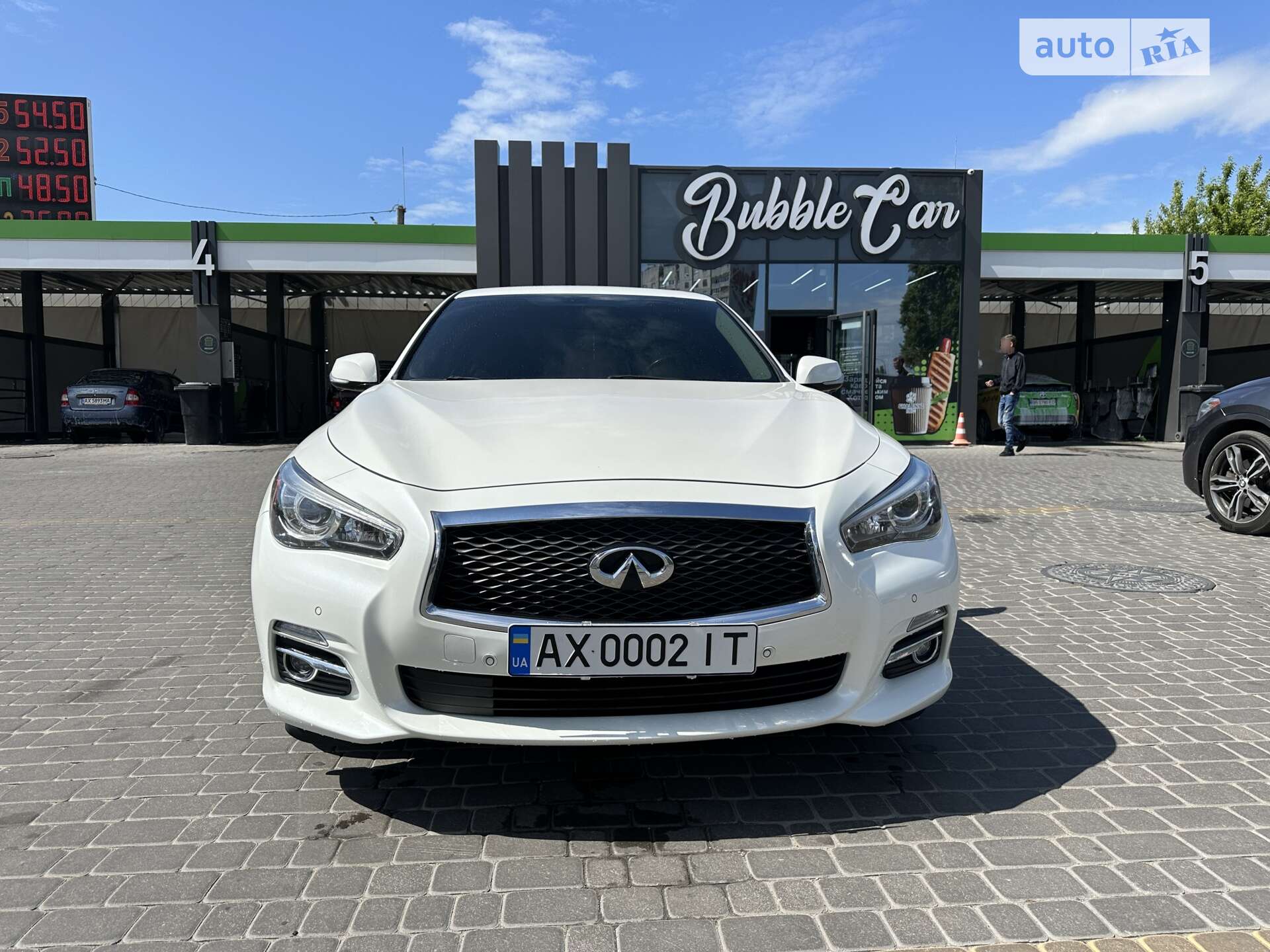 INFINITI Q50