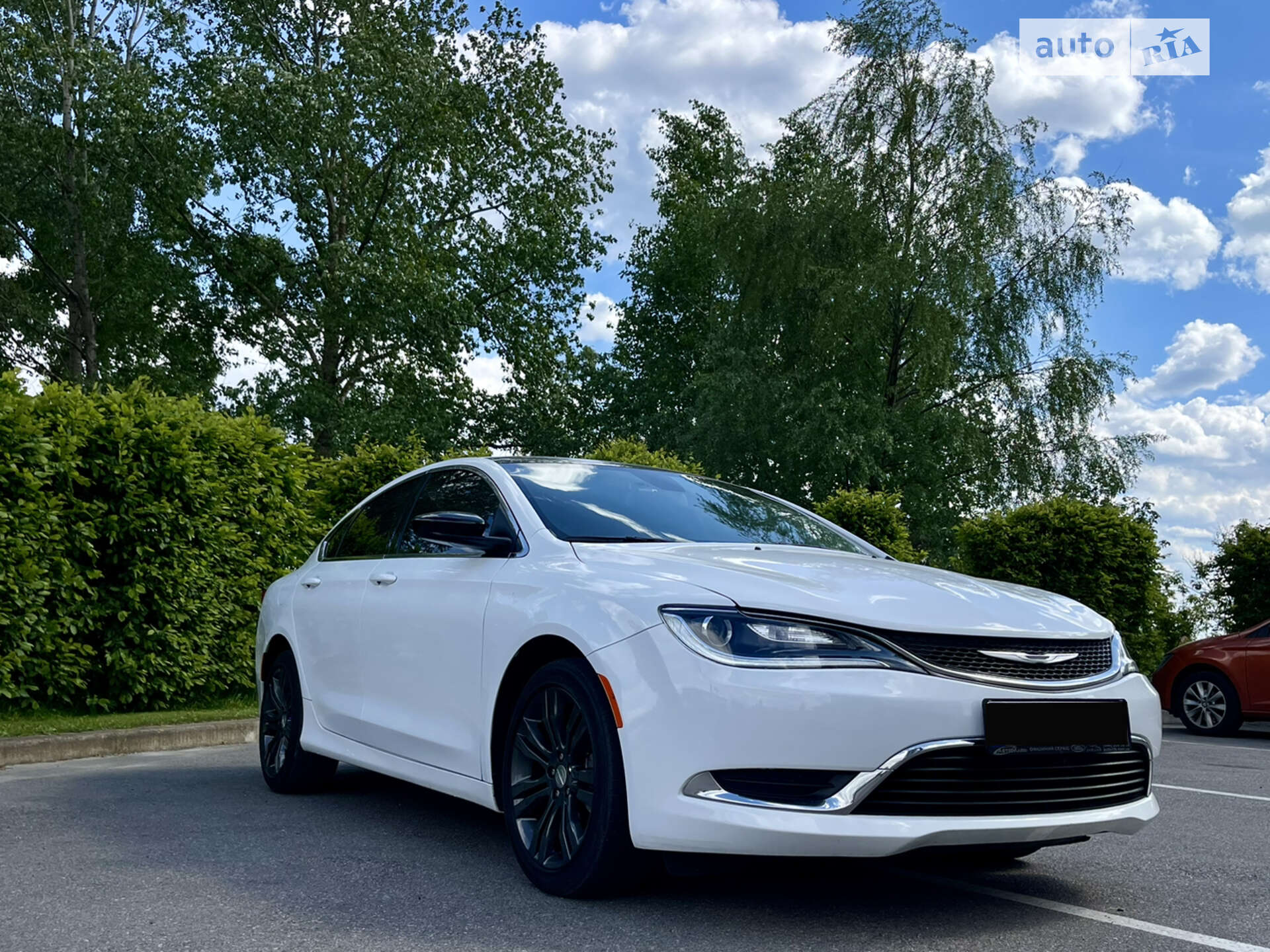 Головне фото звіту автомобіля CHRYSLER 200 2015
