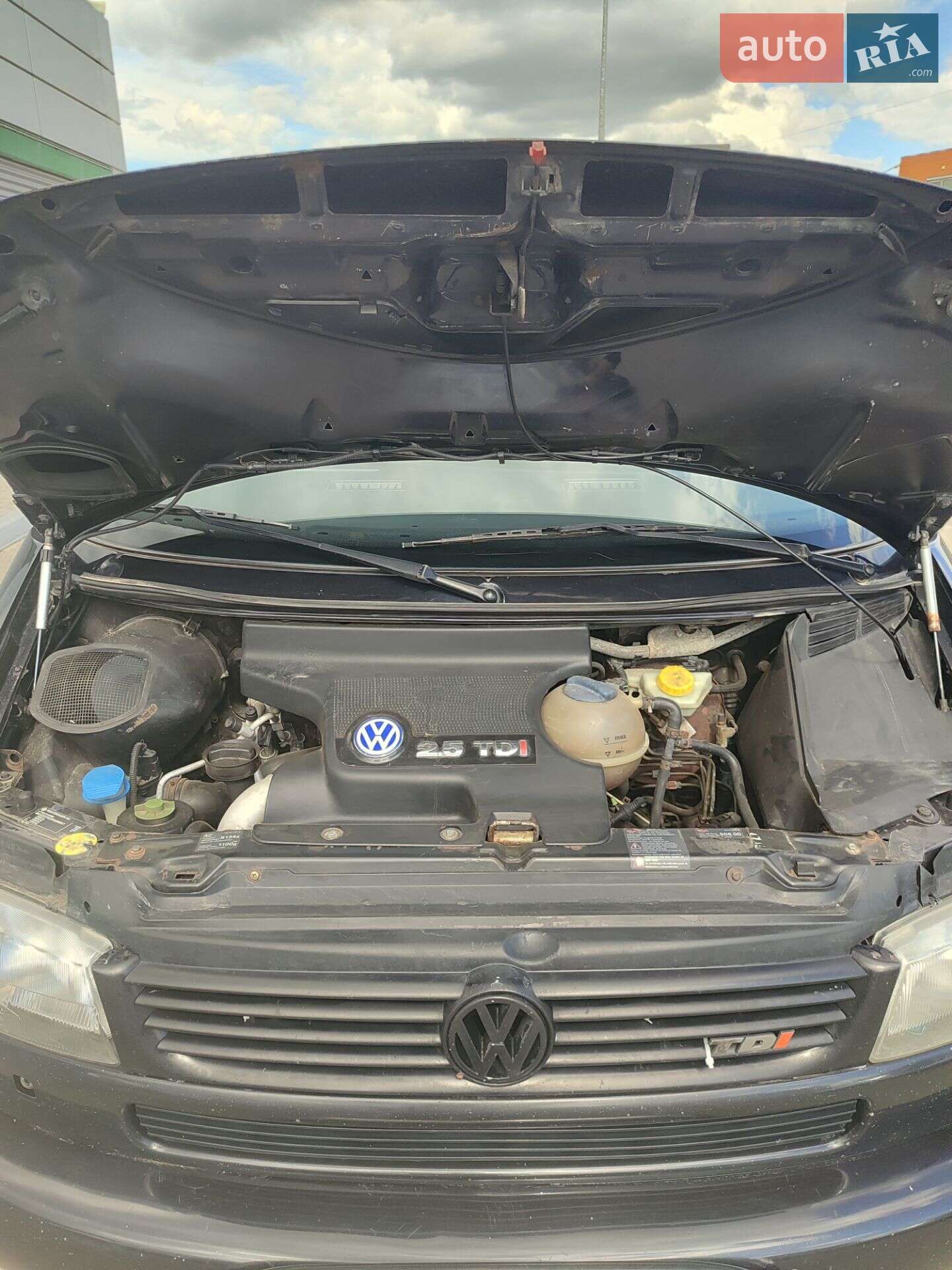 VOLKSWAGEN CARAVELLE 2002