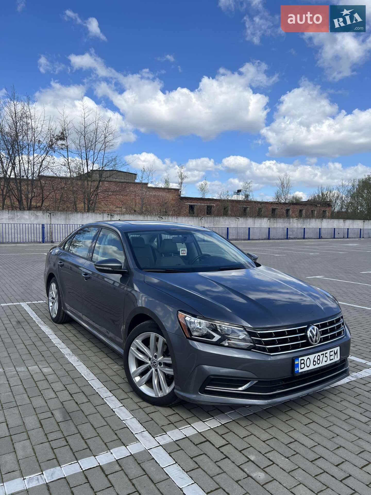 VOLKSWAGEN PASSAT 2018