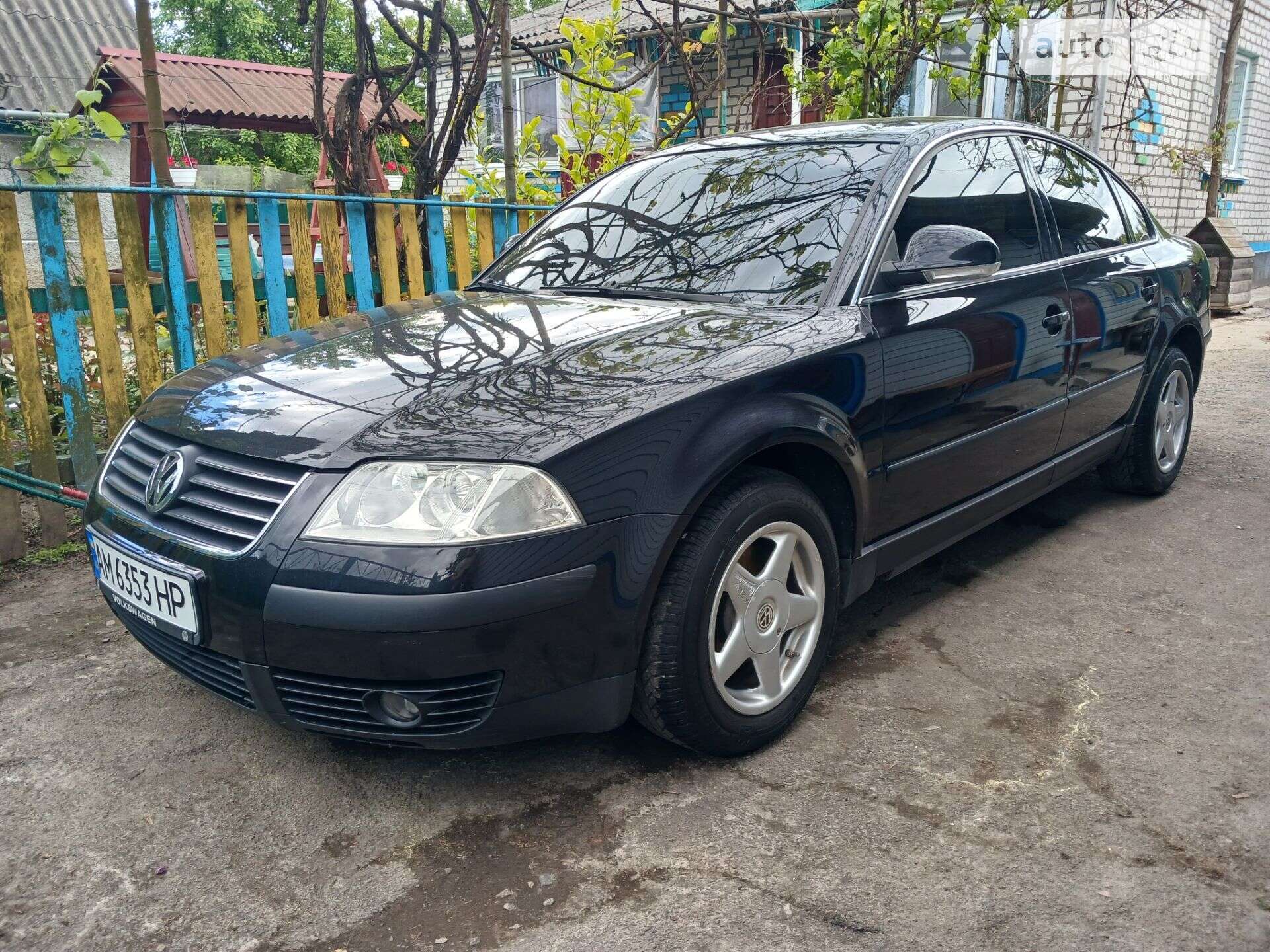 VOLKSWAGEN PASSAT 2004