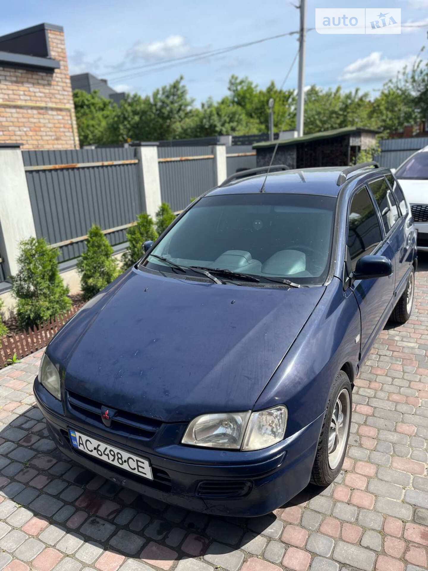 MITSUBISHI SPEACE STAR 2001