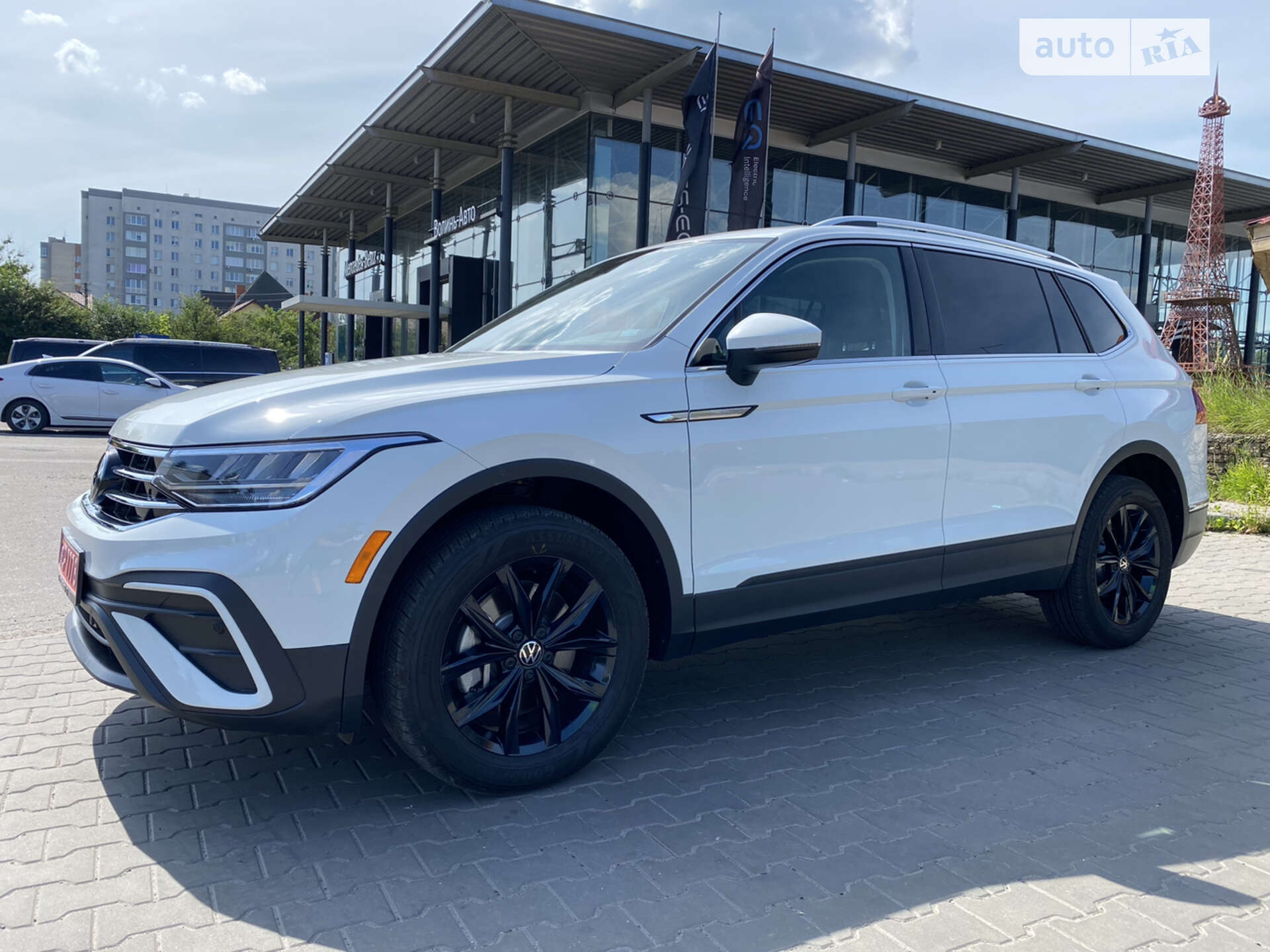 VOLKSWAGEN TIGUAN 2022