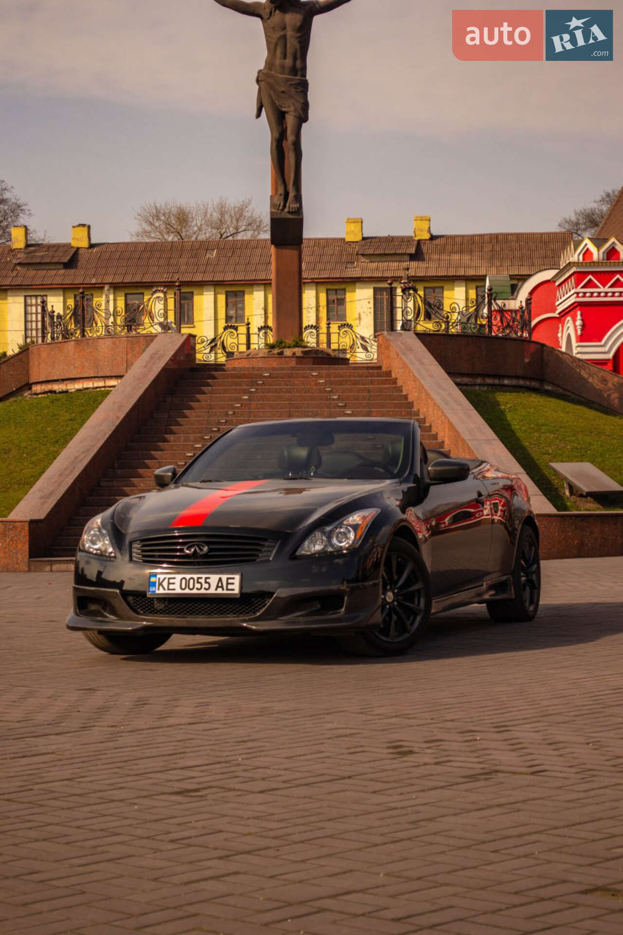 INFINITI G37 2013