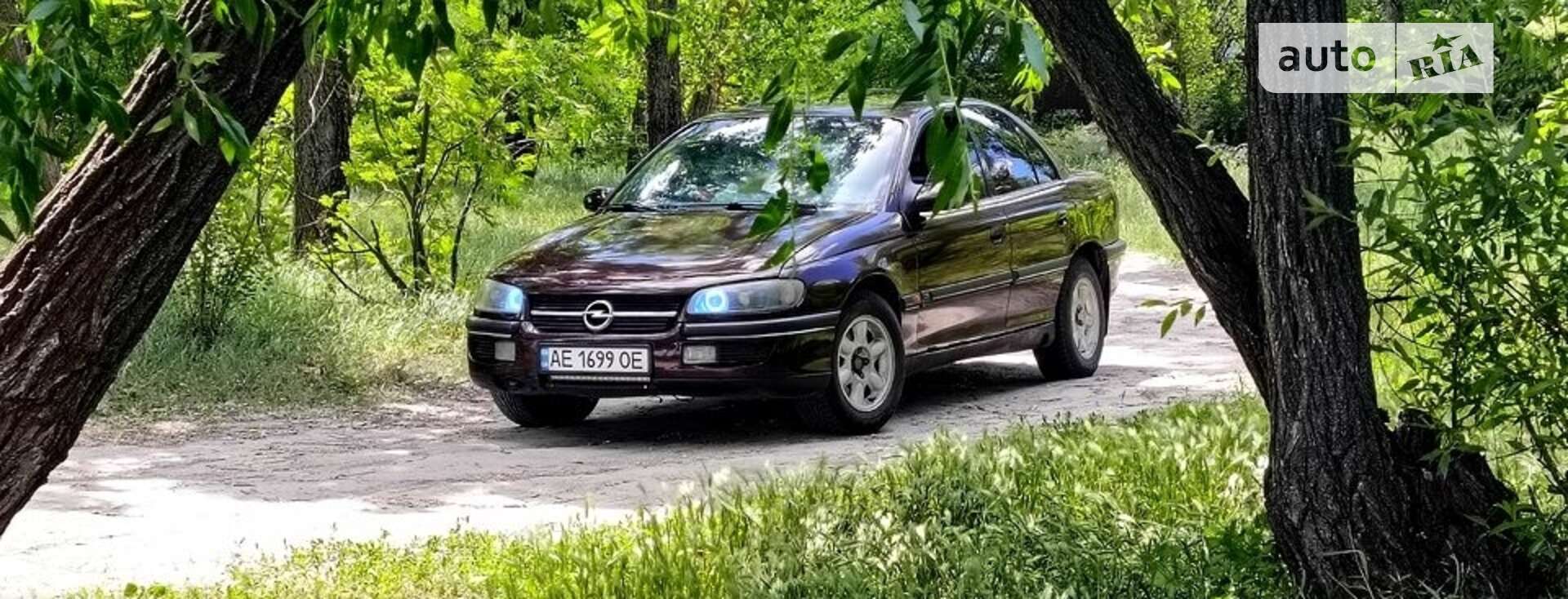 Головне фото звіту автомобіля OPEL OMEGA 1994