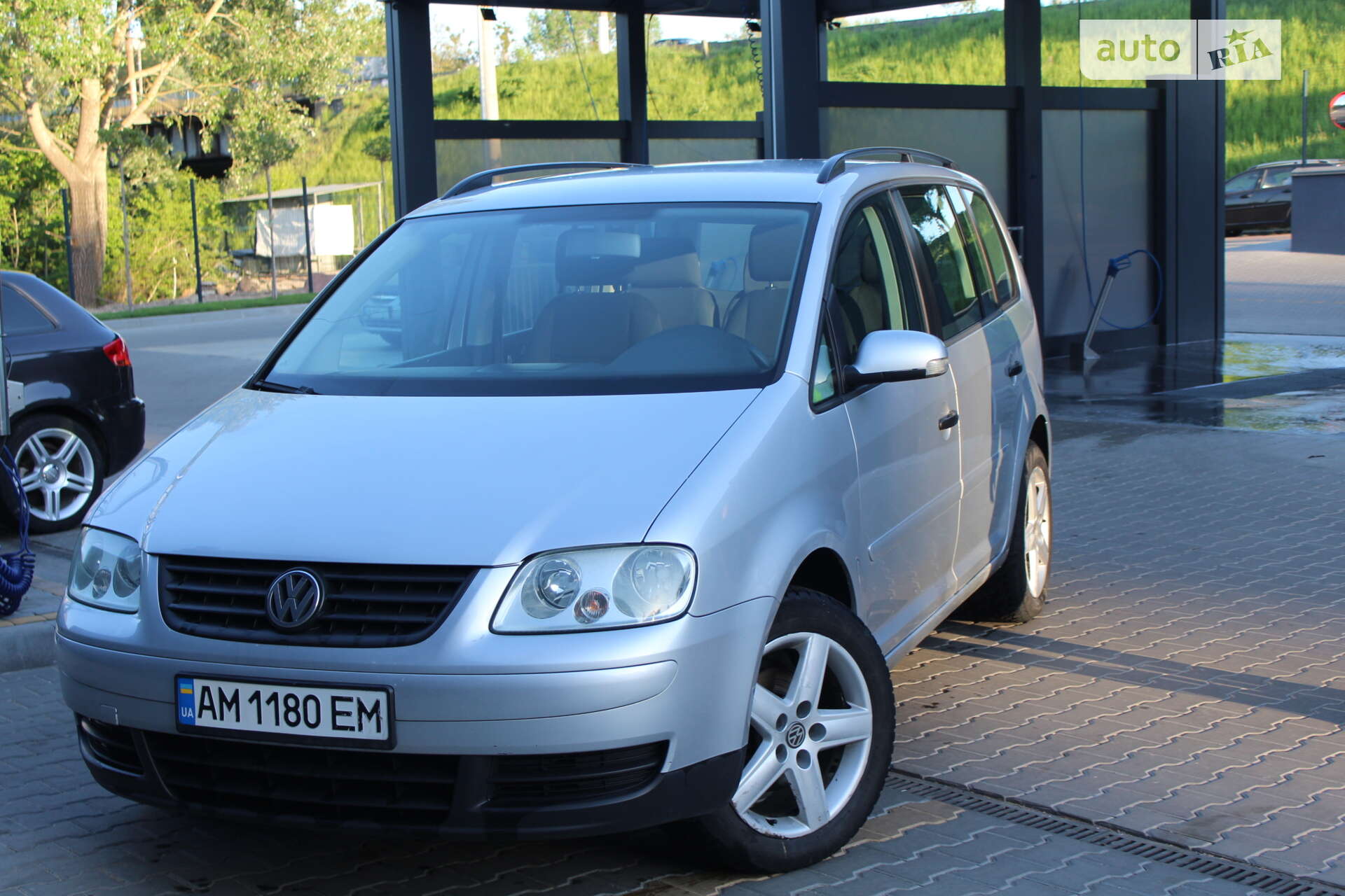 VOLKSWAGEN TOURAN 2006