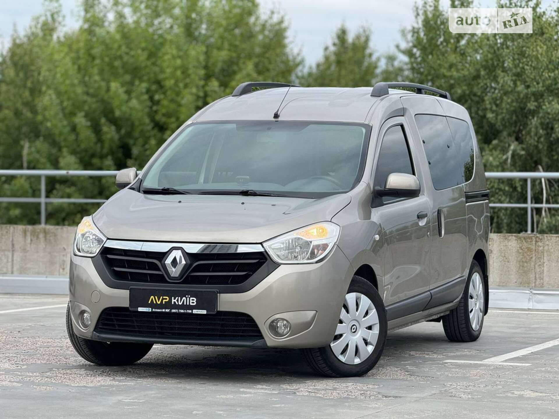 RENAULT DOKKER 2013