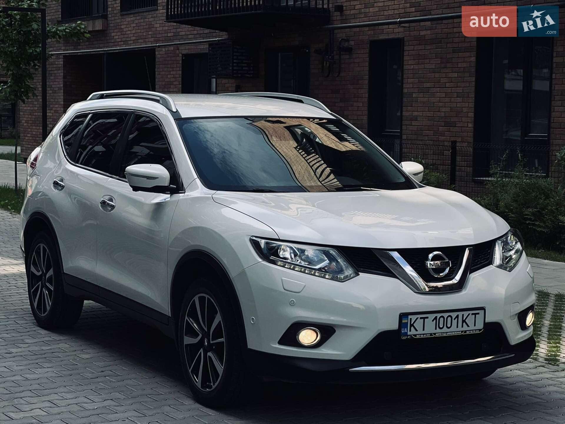 NISSAN X-TRAIL 2015