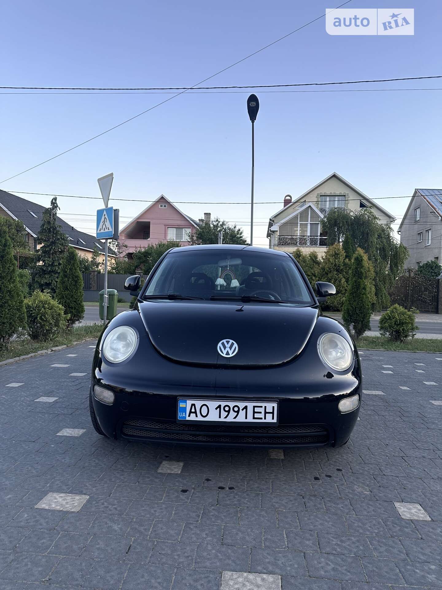VOLKSWAGEN NEW BEETLE 1999