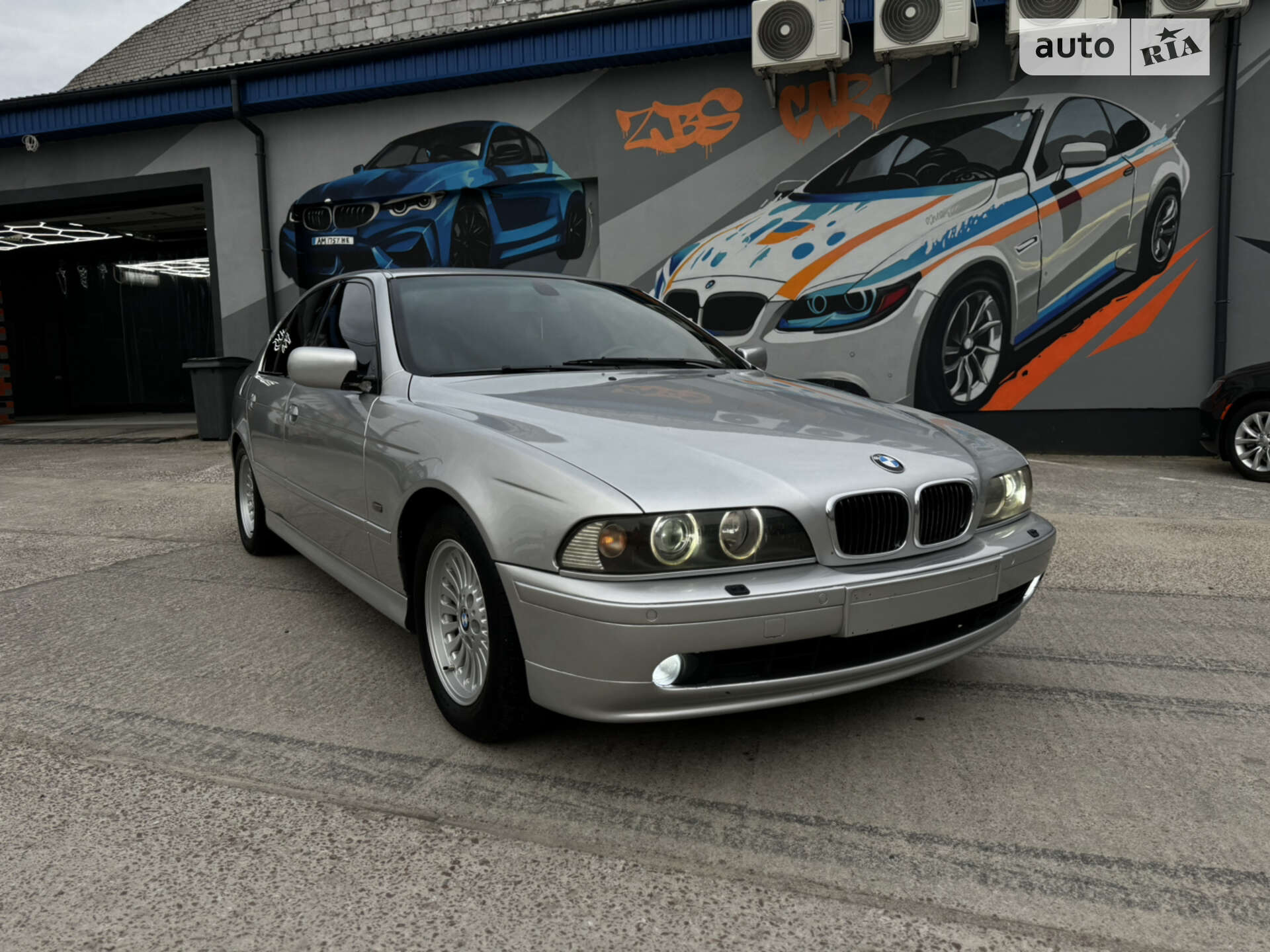 BMW 540I 2001