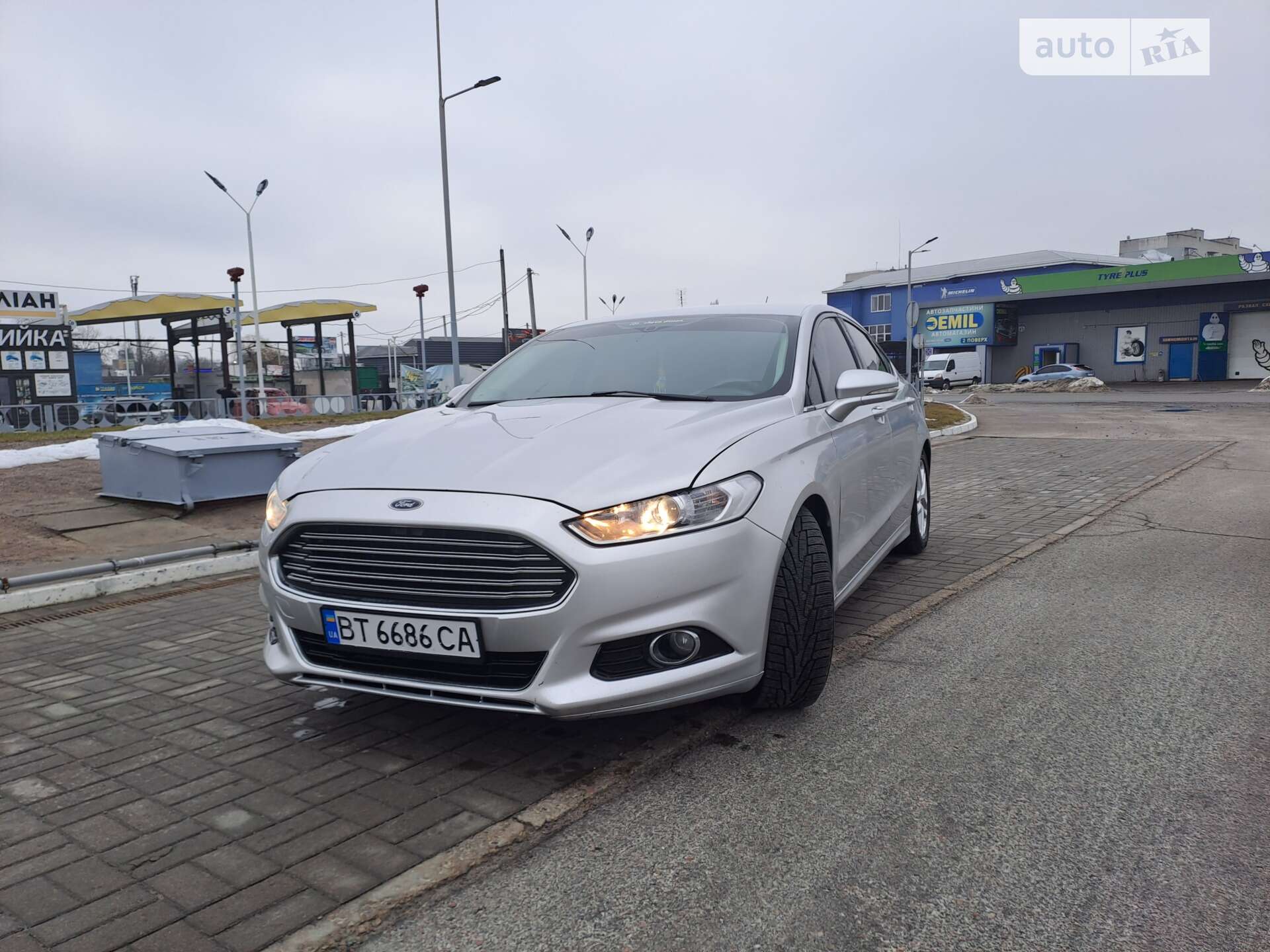 Головне фото звіту автомобіля FORD FUSION 2015
