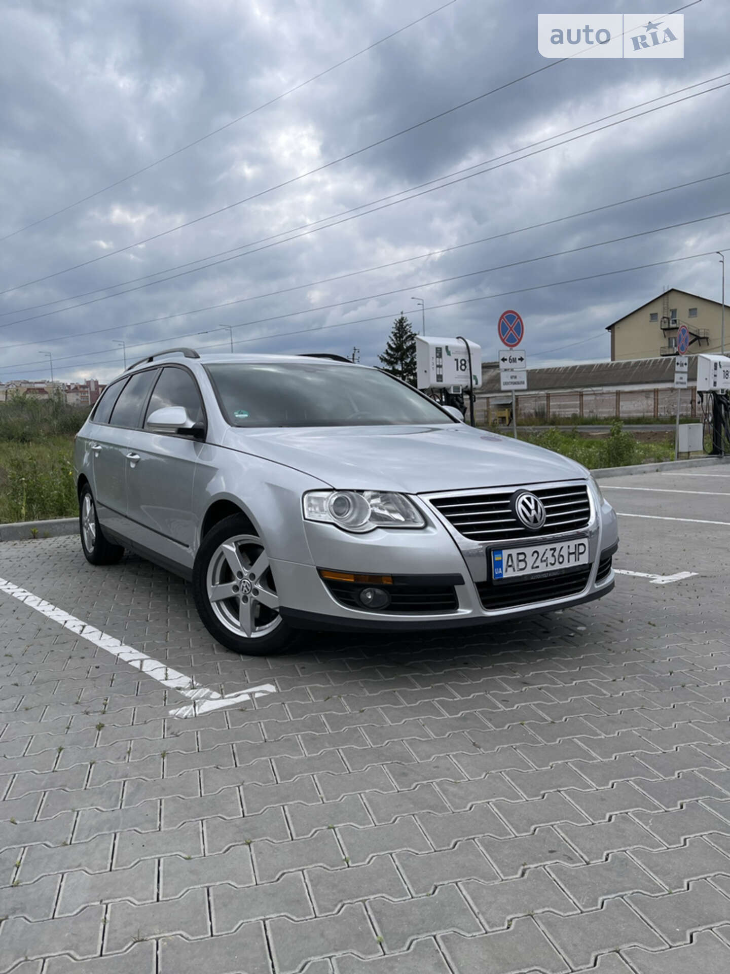 VOLKSWAGEN PASSAT 2008