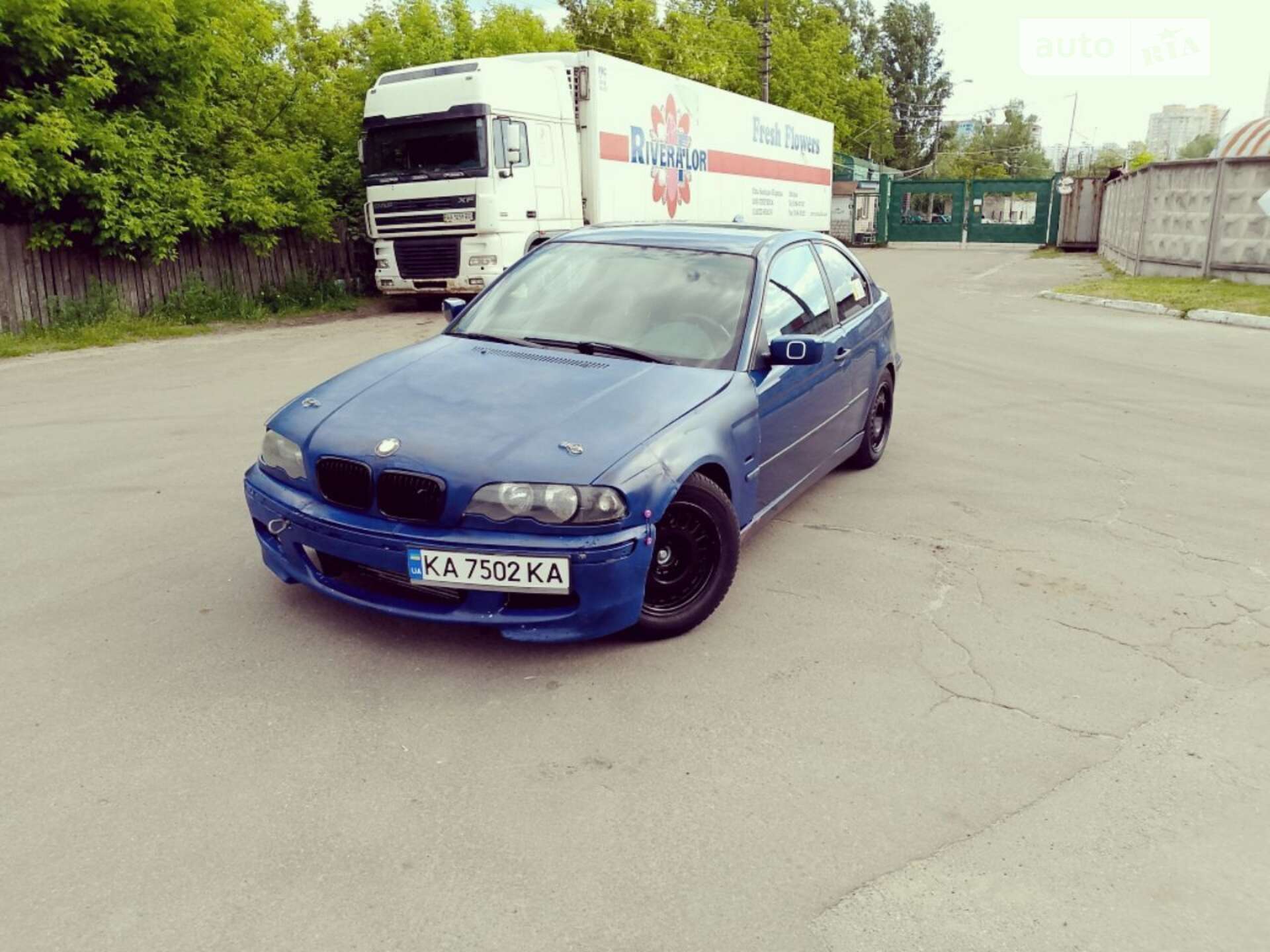 BMW 320