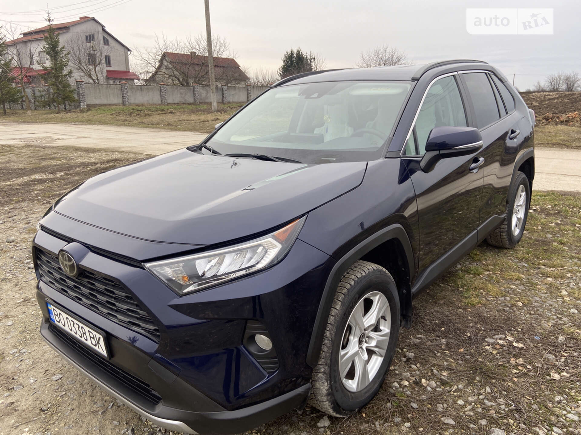 TOYOTA RAV4 2021