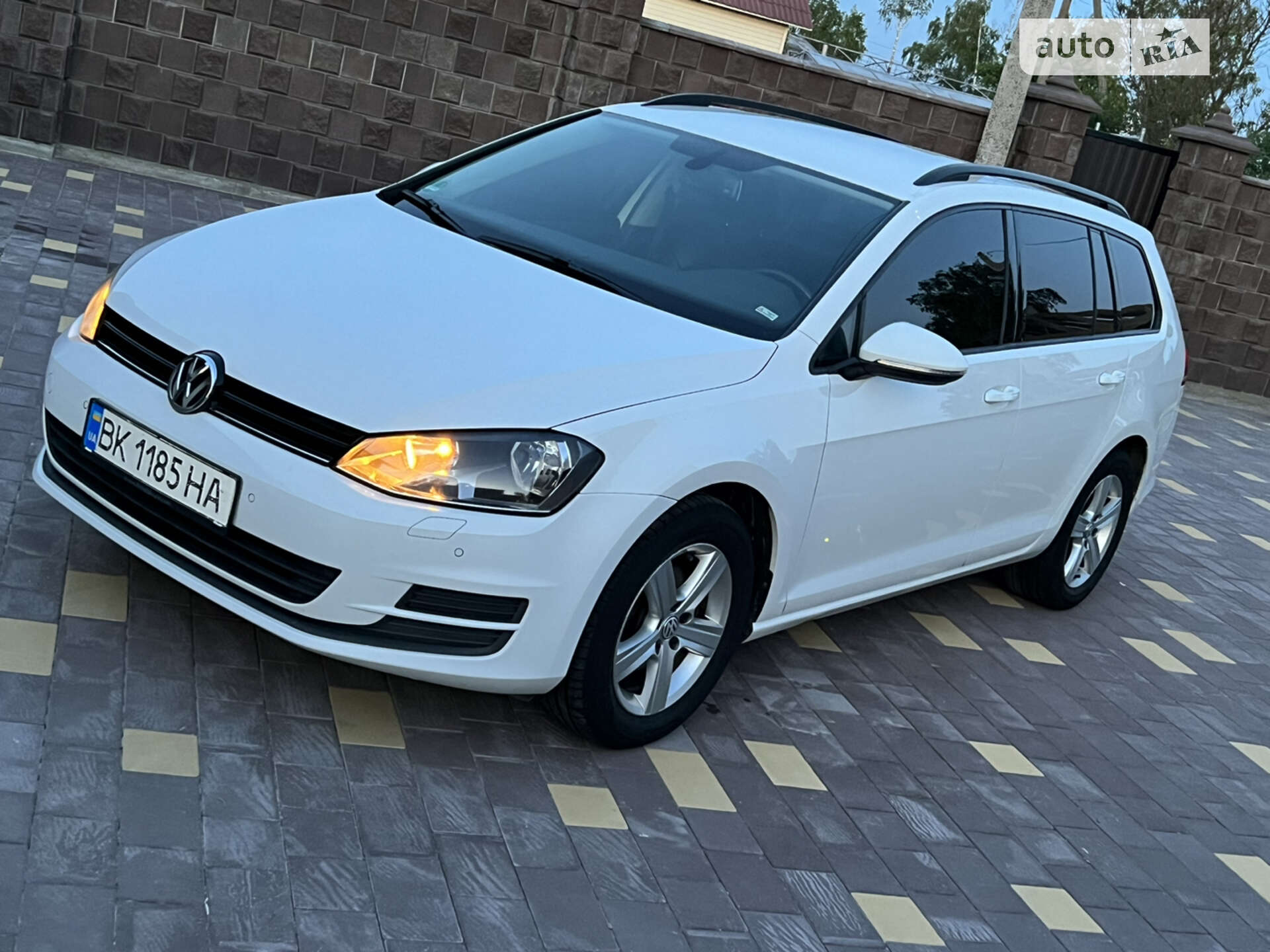 VOLKSWAGEN GOLF 2014