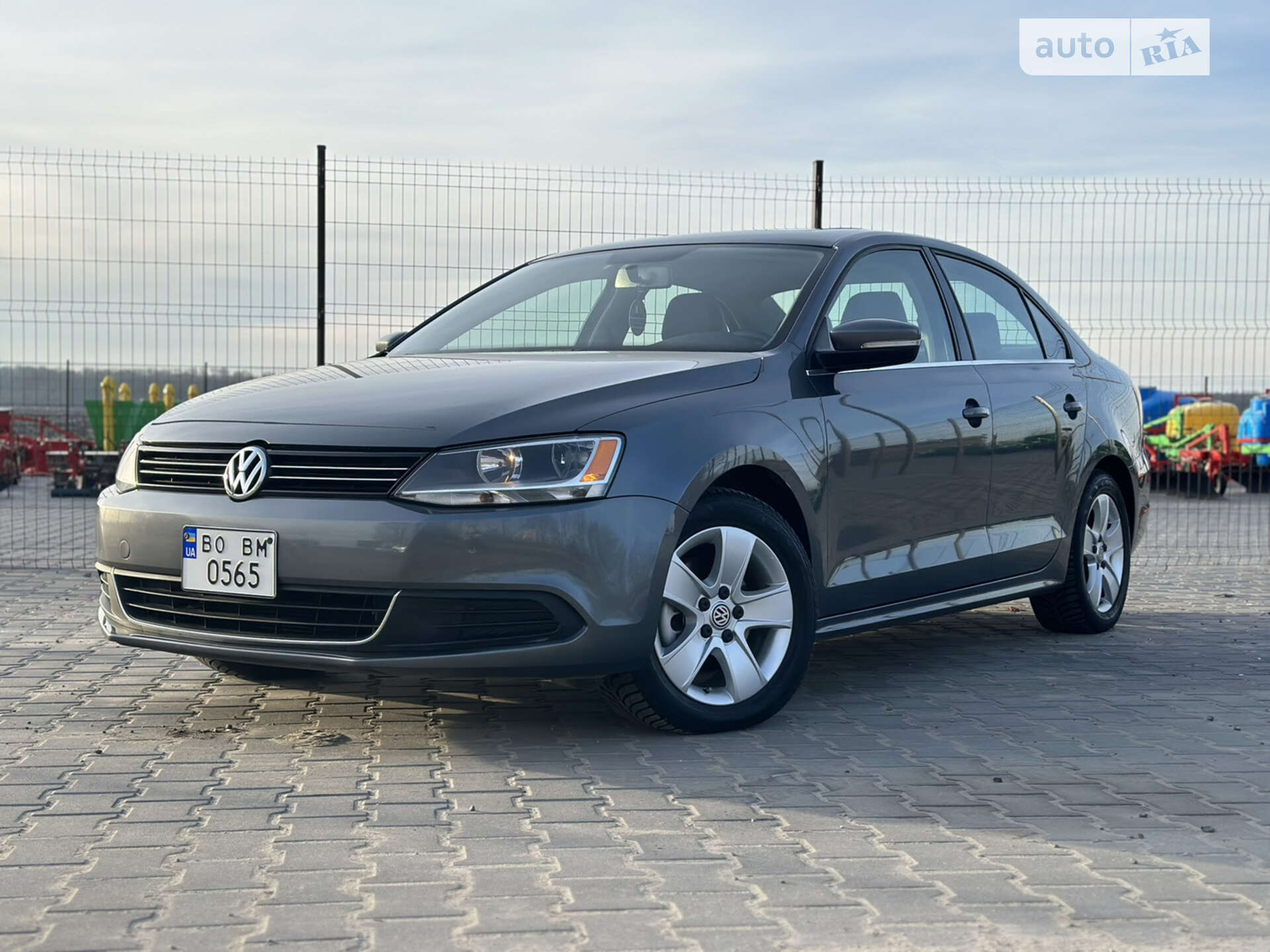 VOLKSWAGEN JETTA 2013