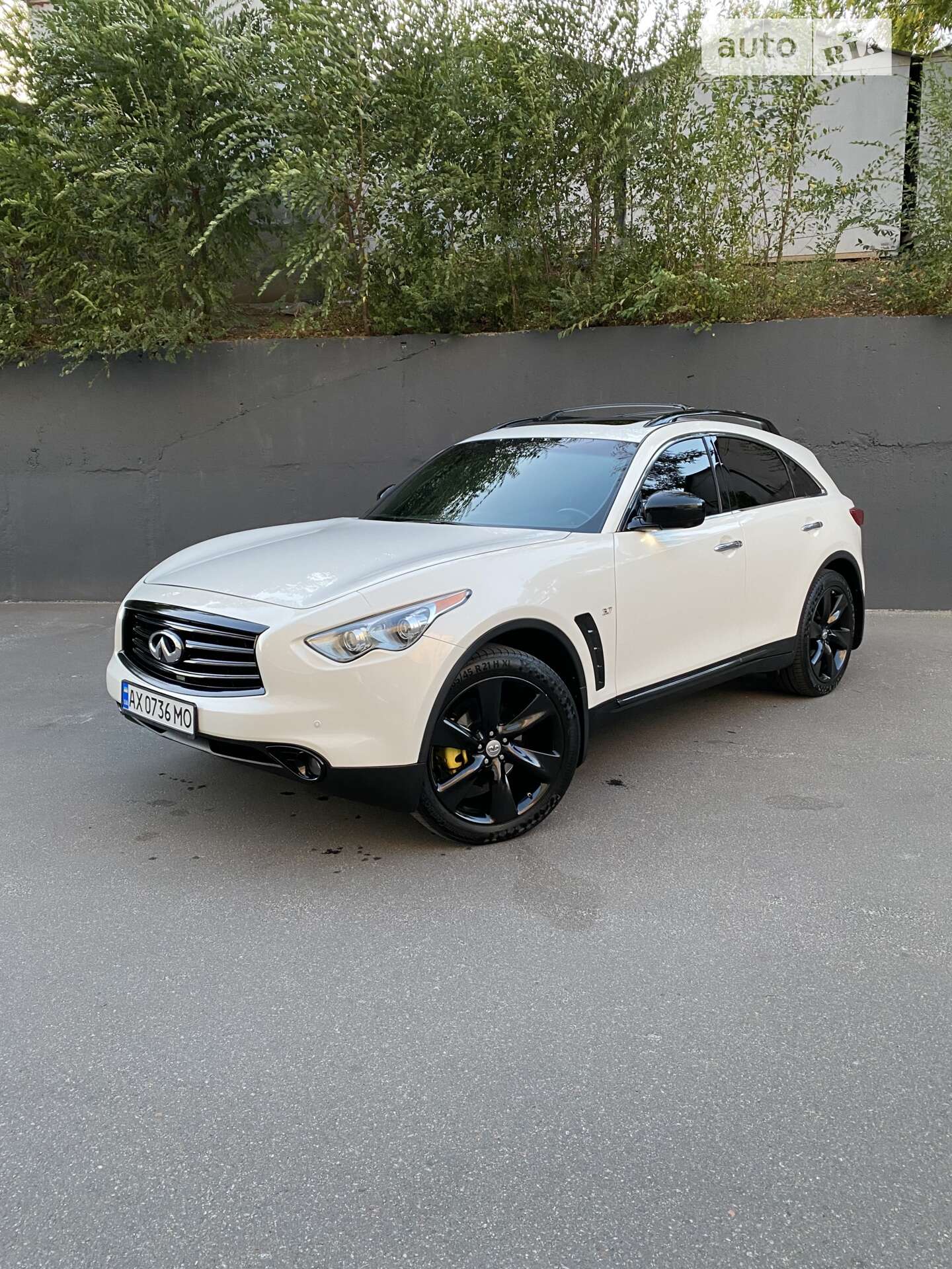Infiniti QX70 2014