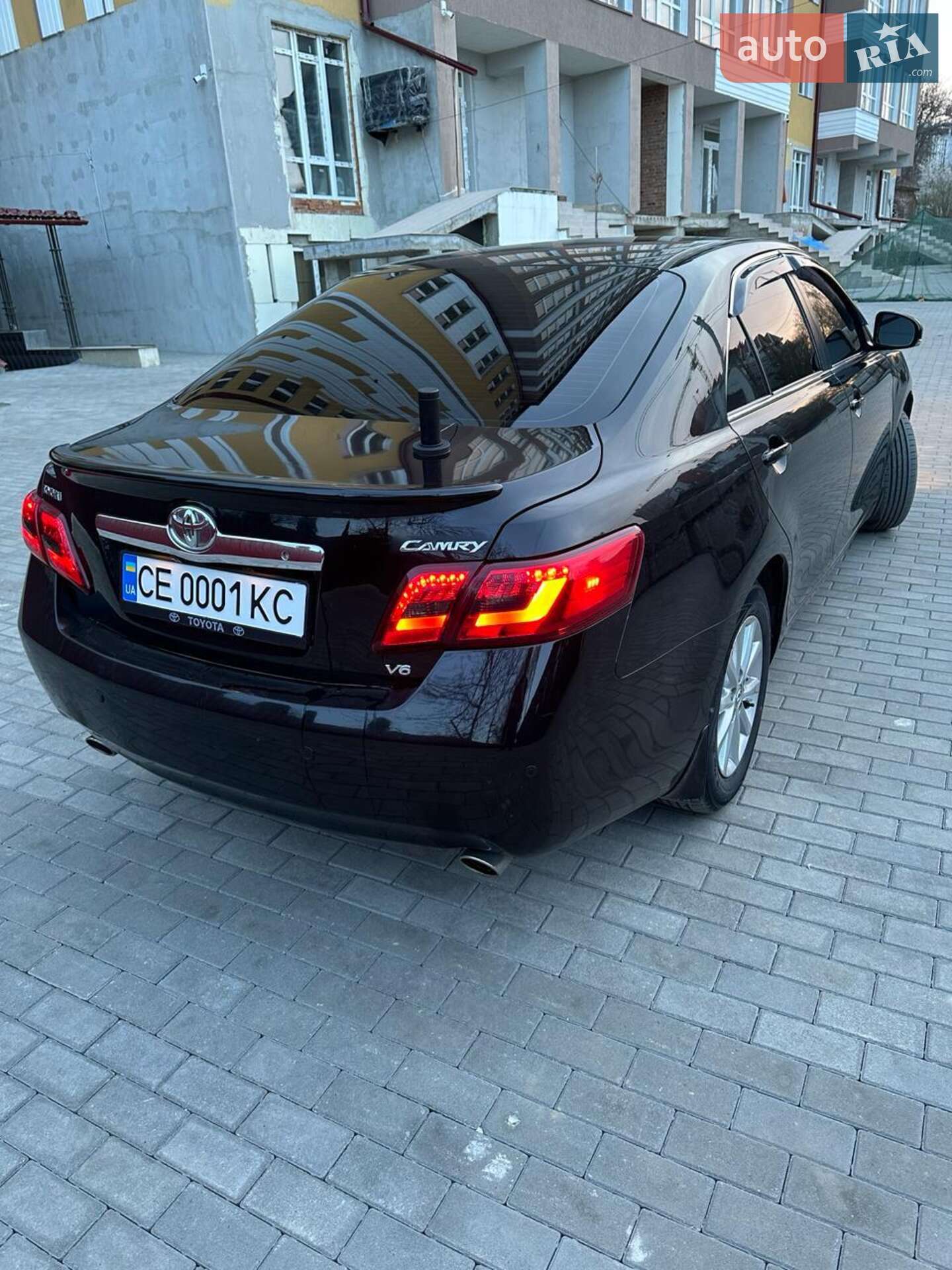 TOYOTA CAMRY