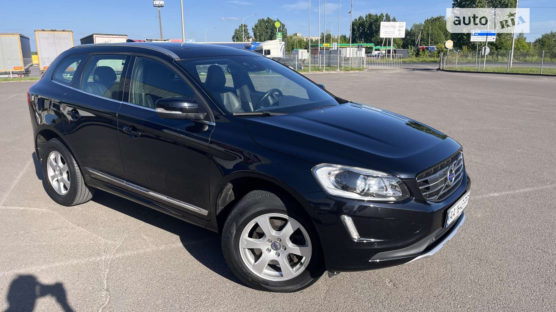 VOLVO XC60 2015