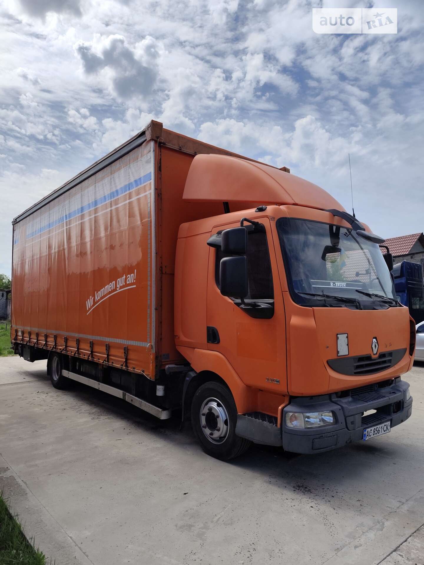 RENAULT MIDLUM 2014