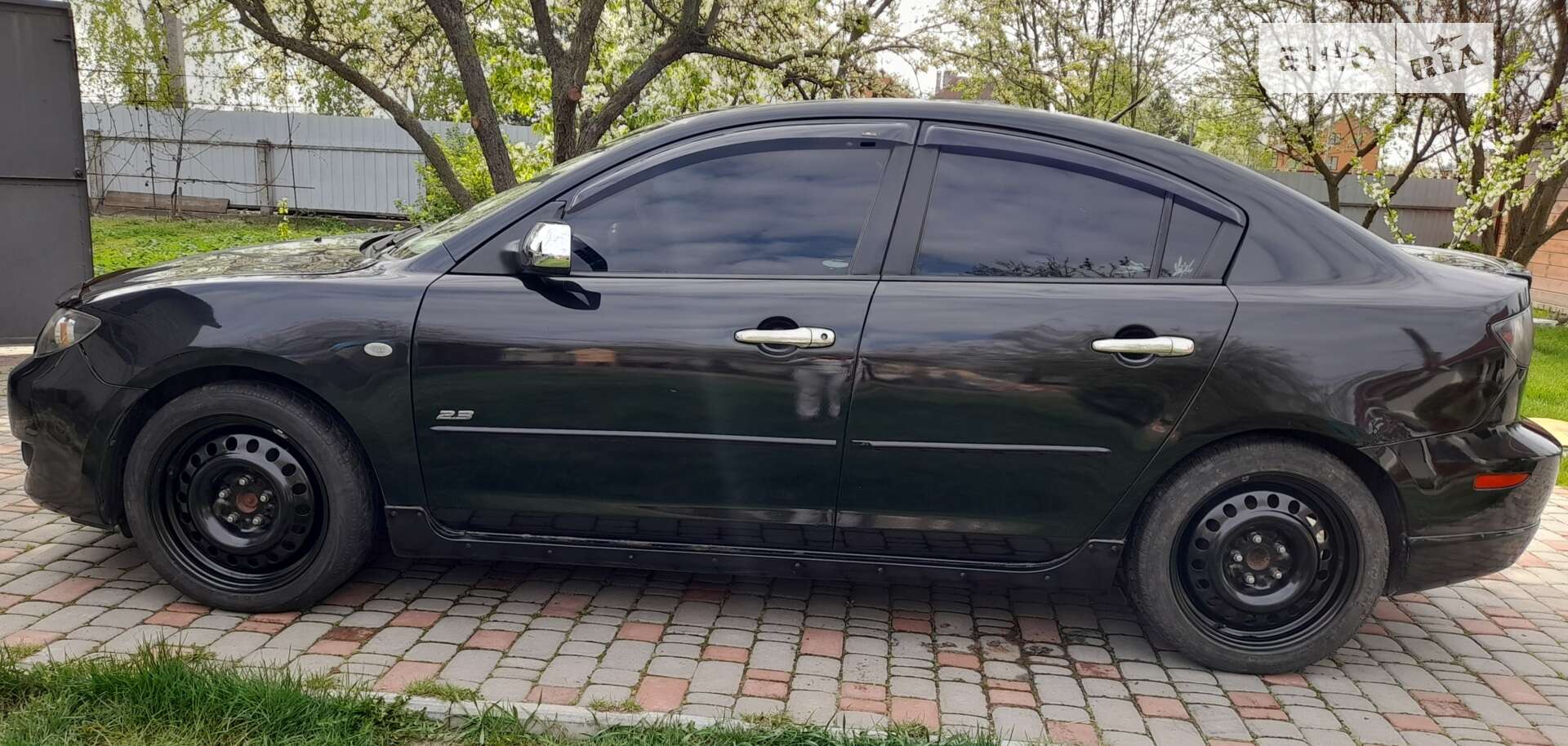 MAZDA 3 2005