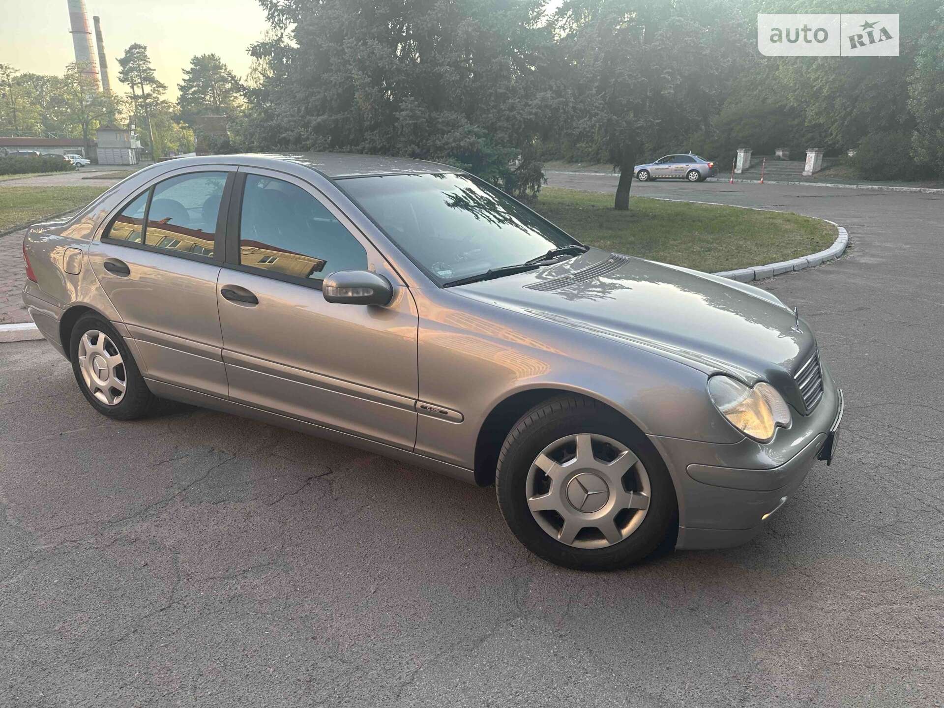 MERCEDES-BENZ C 180 2004