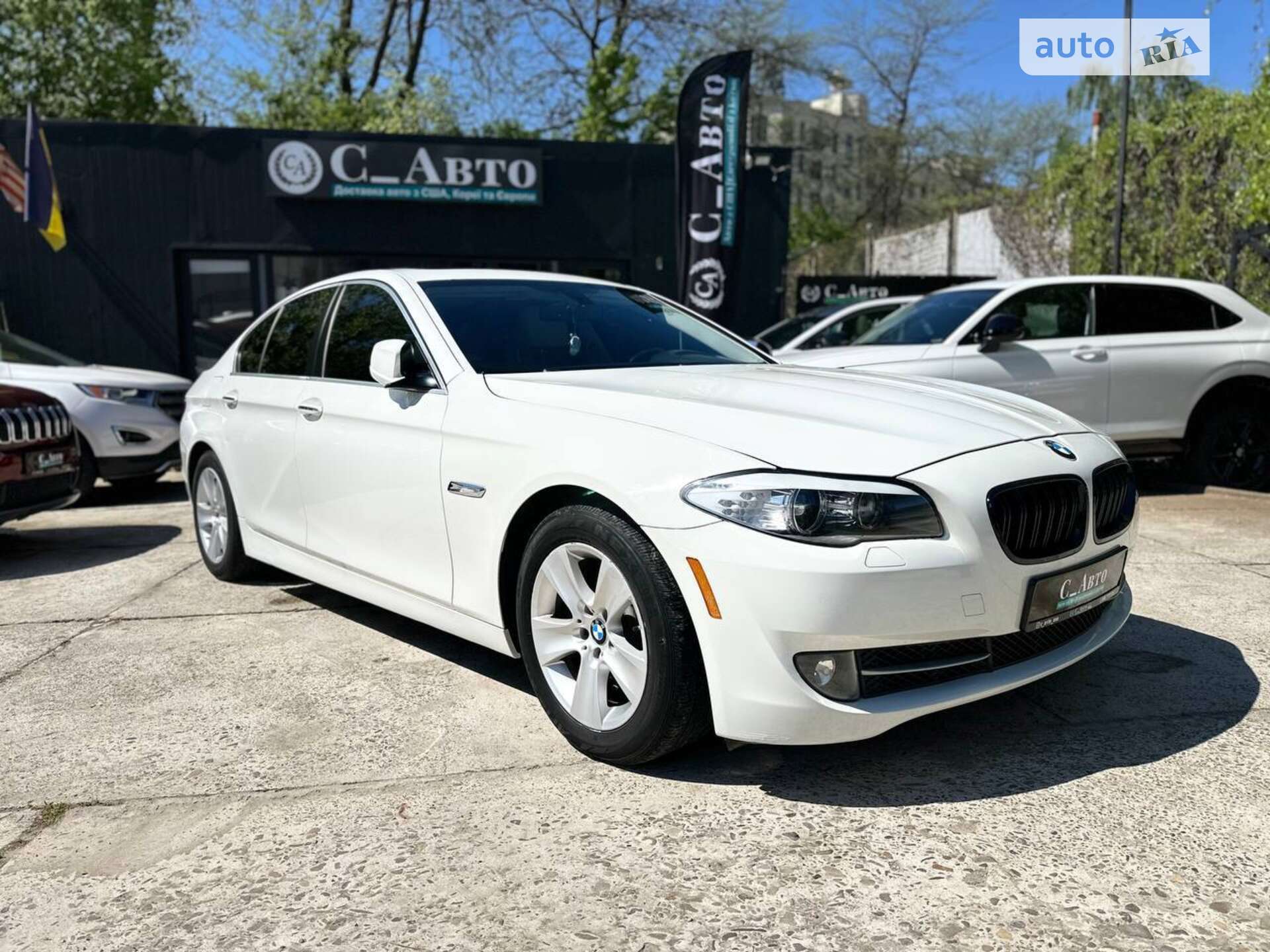 Головне фото звіту автомобіля BMW 528I 2012