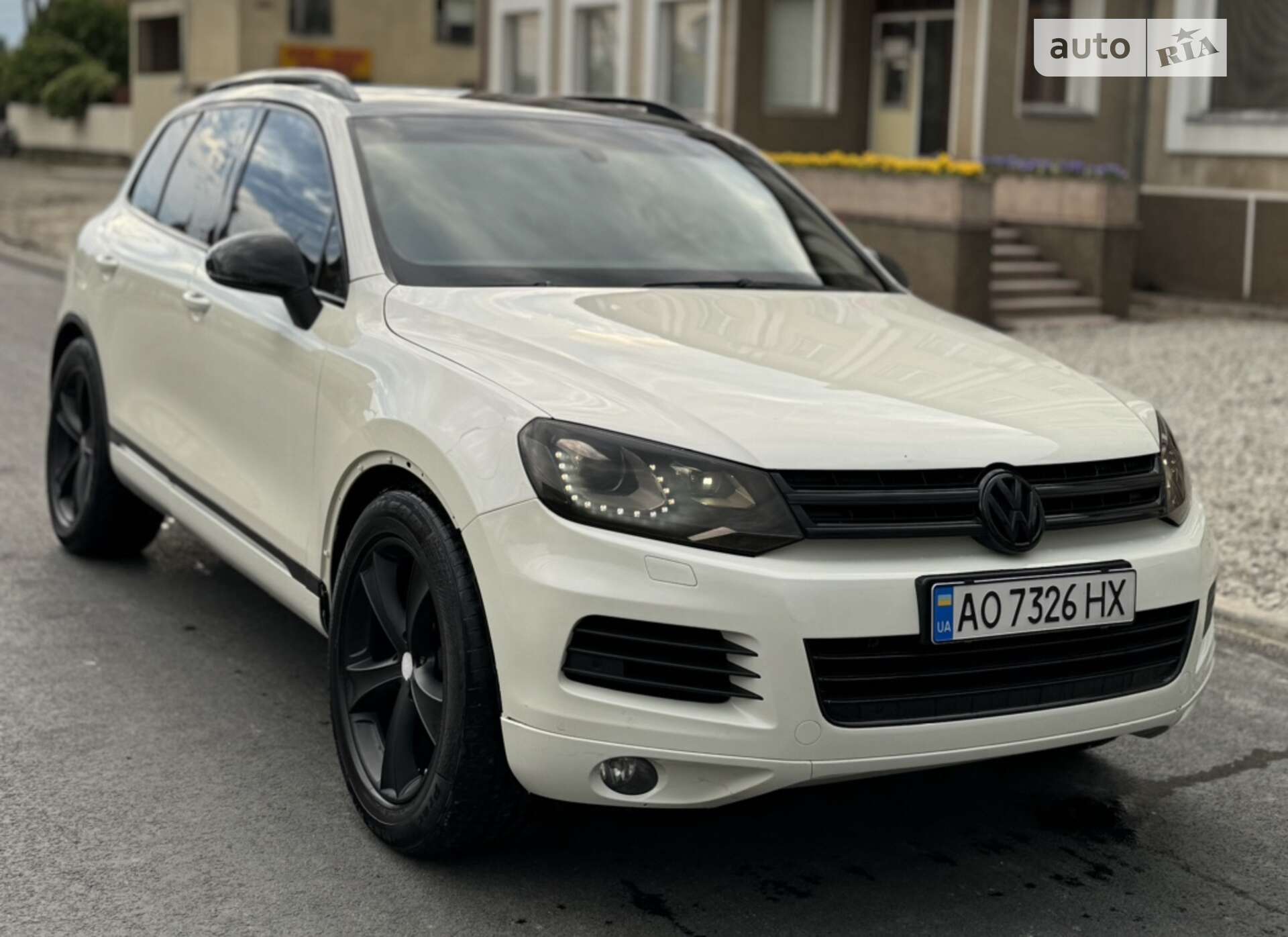 VOLKSWAGEN TOUAREG 2011