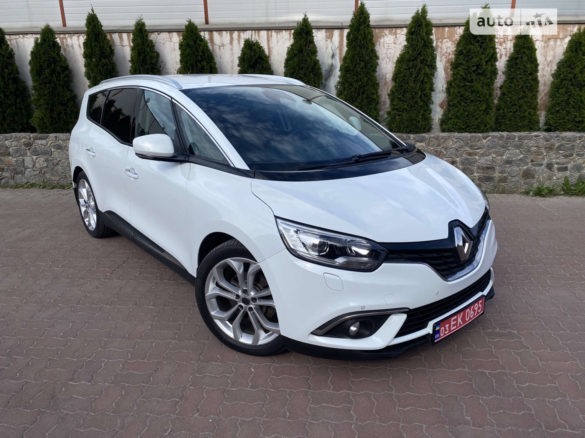 RENAULT GRAND SCENIC 2016