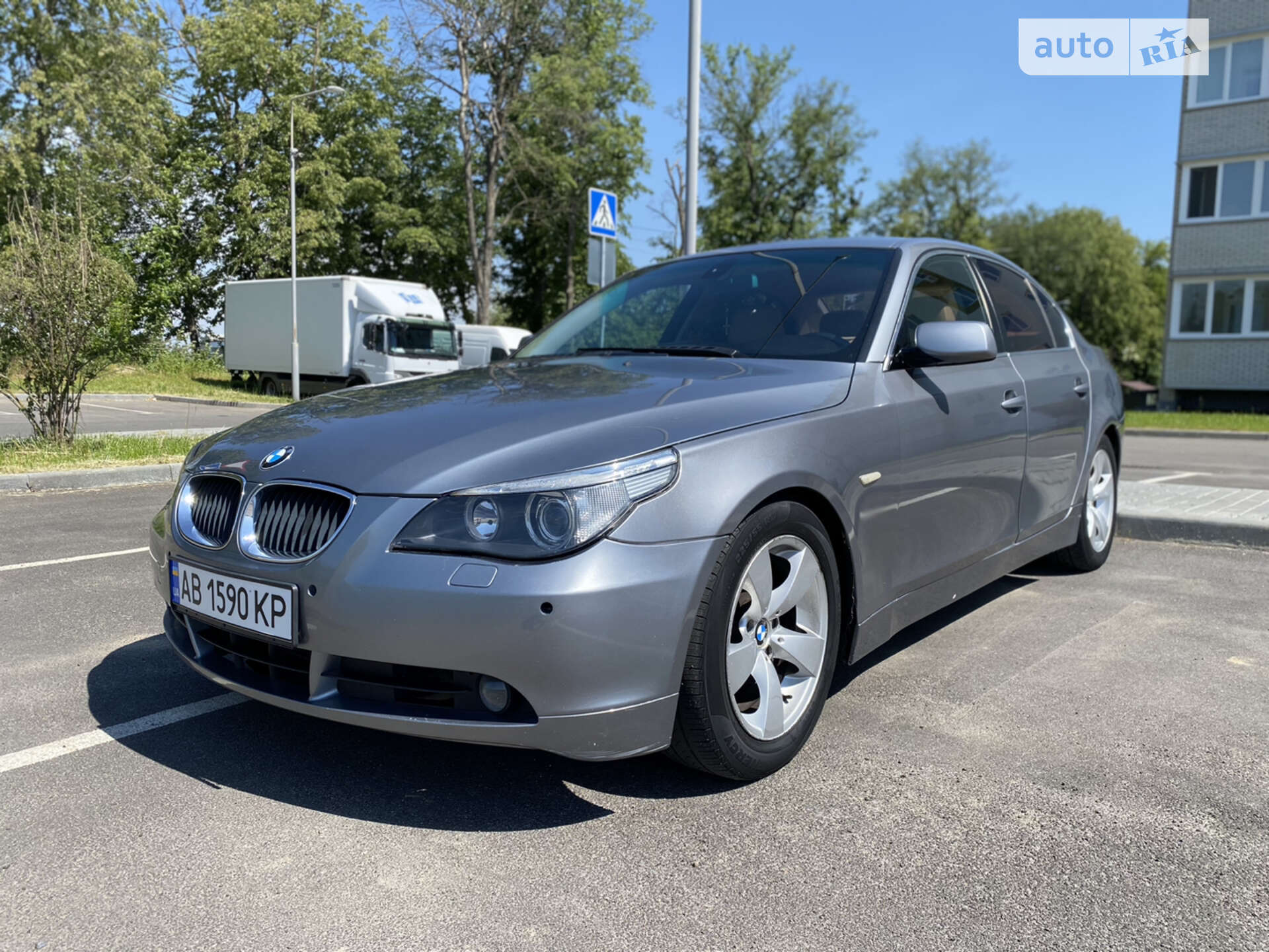 BMW 5 Series 2004