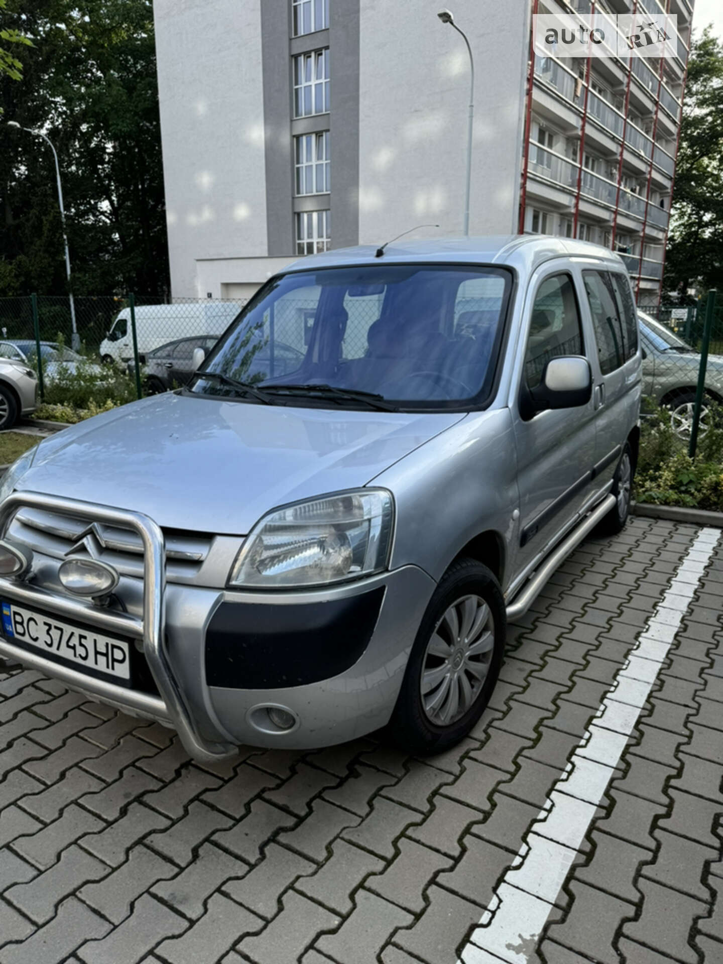 Головне фото звіту автомобіля CITROEN BERLINGO 2005