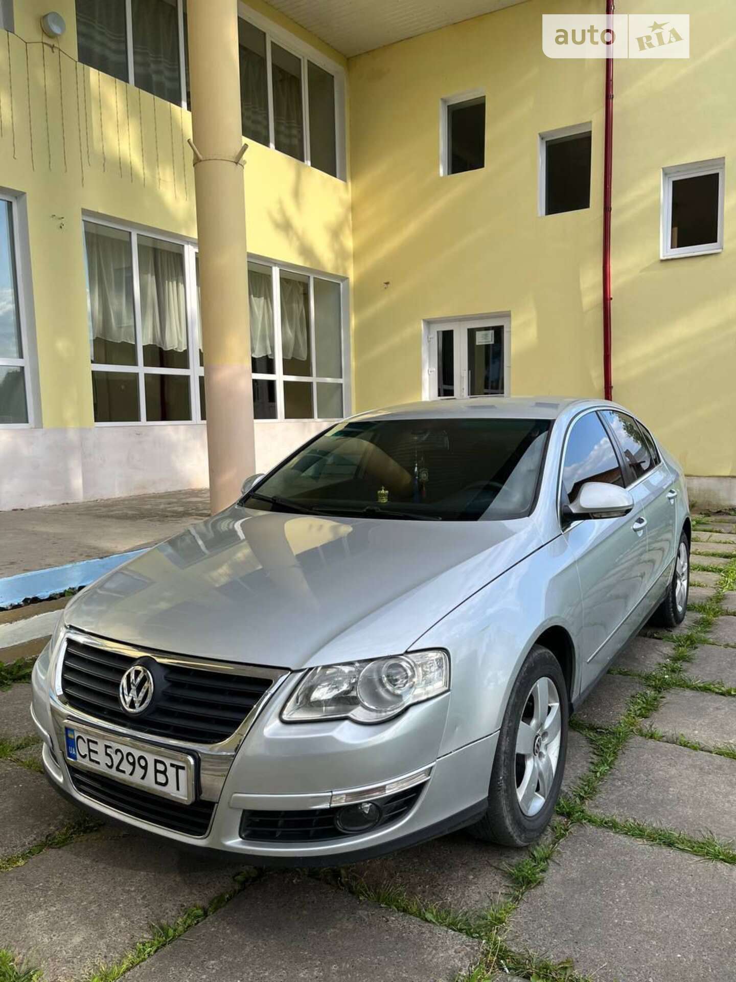 VOLKSWAGEN PASSAT 2005