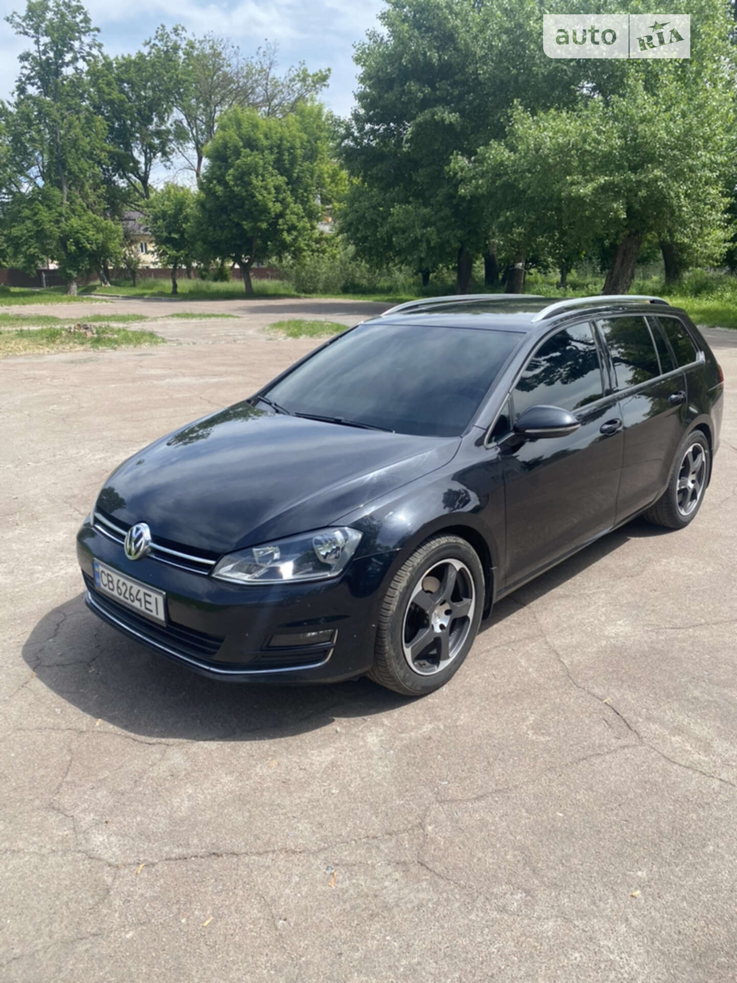 VOLKSWAGEN GOLF 2017