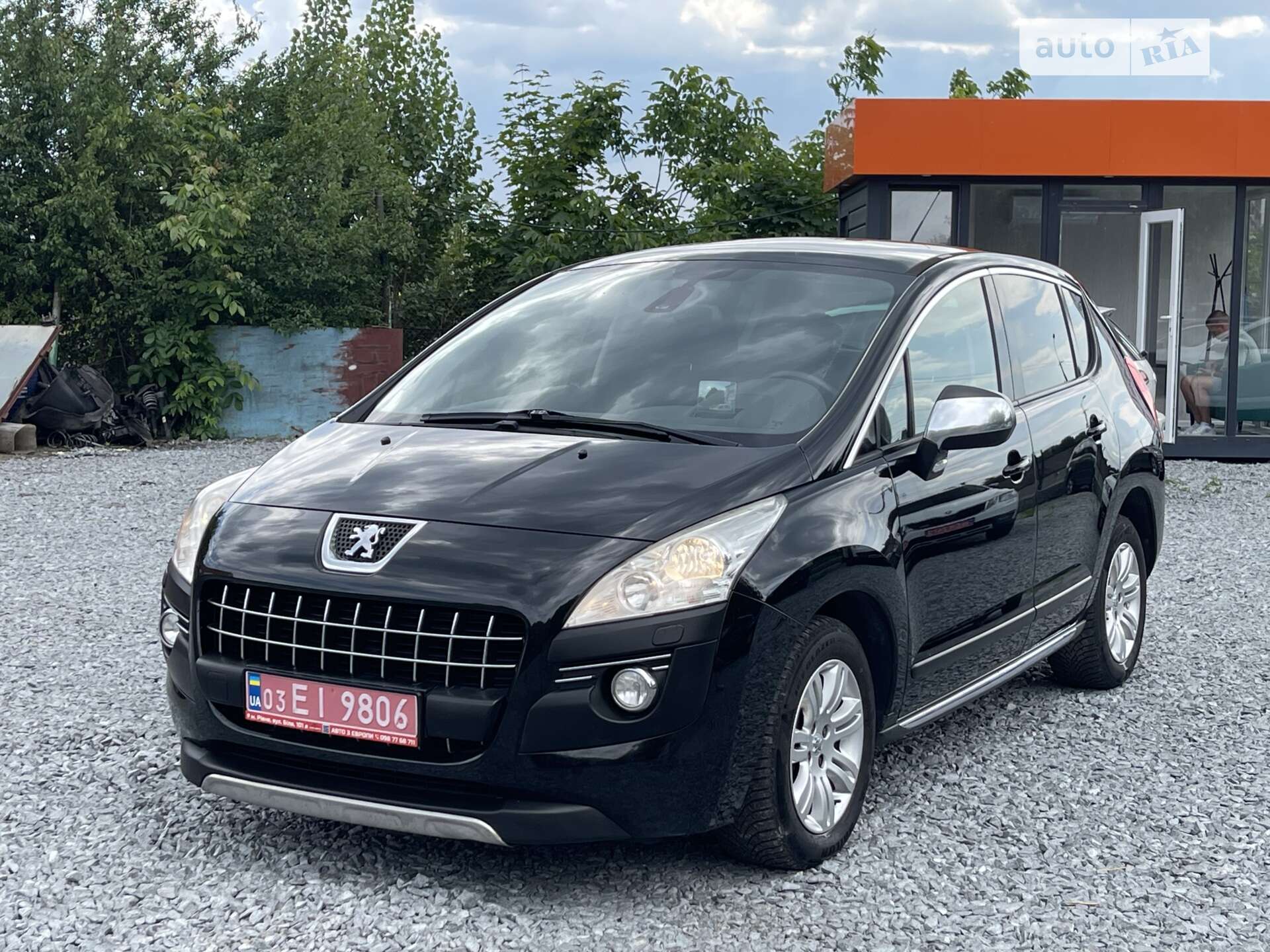 PEUGEOT 3008 2011