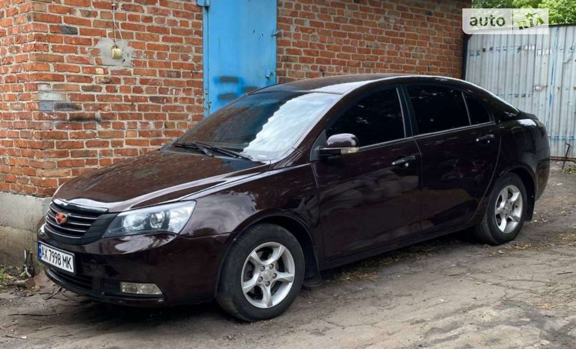 GEELY EMGRAND EC7 2013