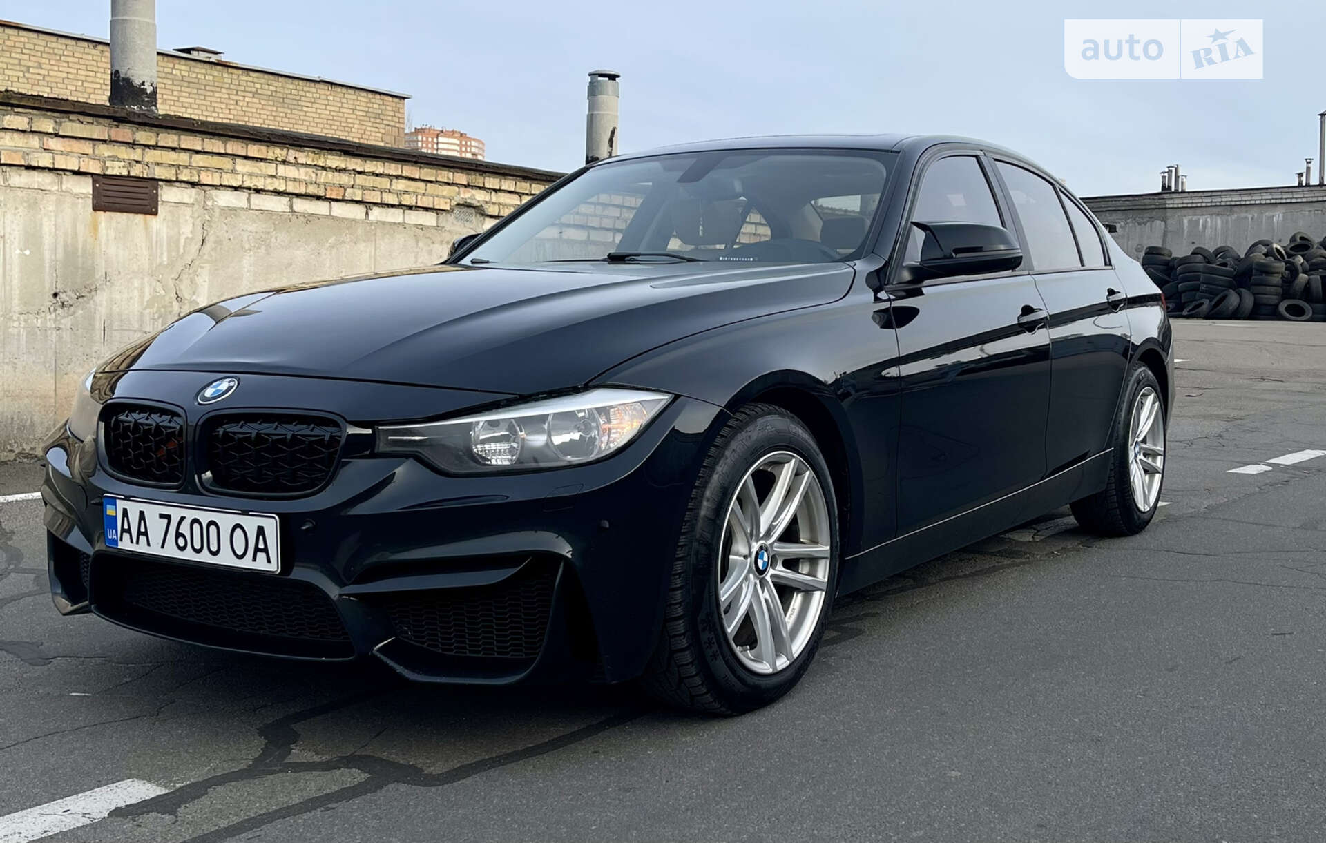 BMW 328I