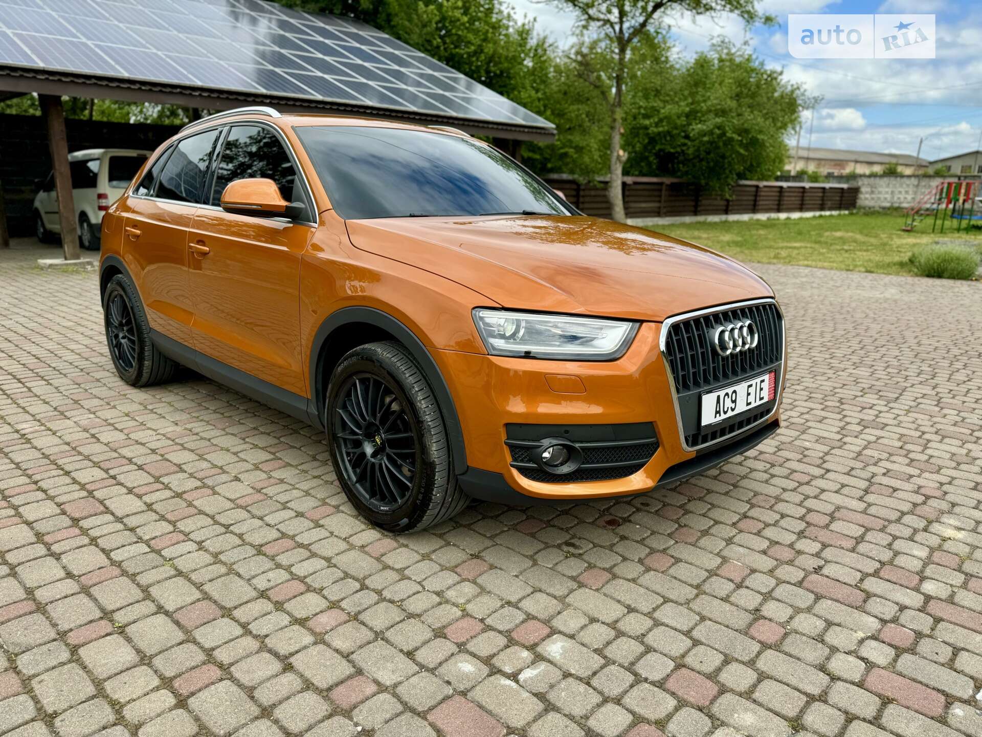 AUDI Q3 2011