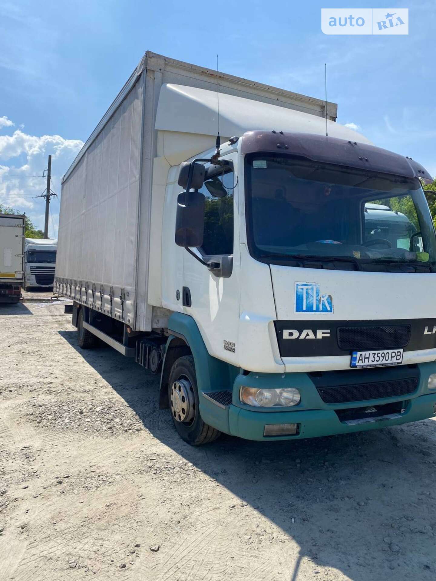 Головне фото звіту автомобіля DAF LF 45.220 2003
