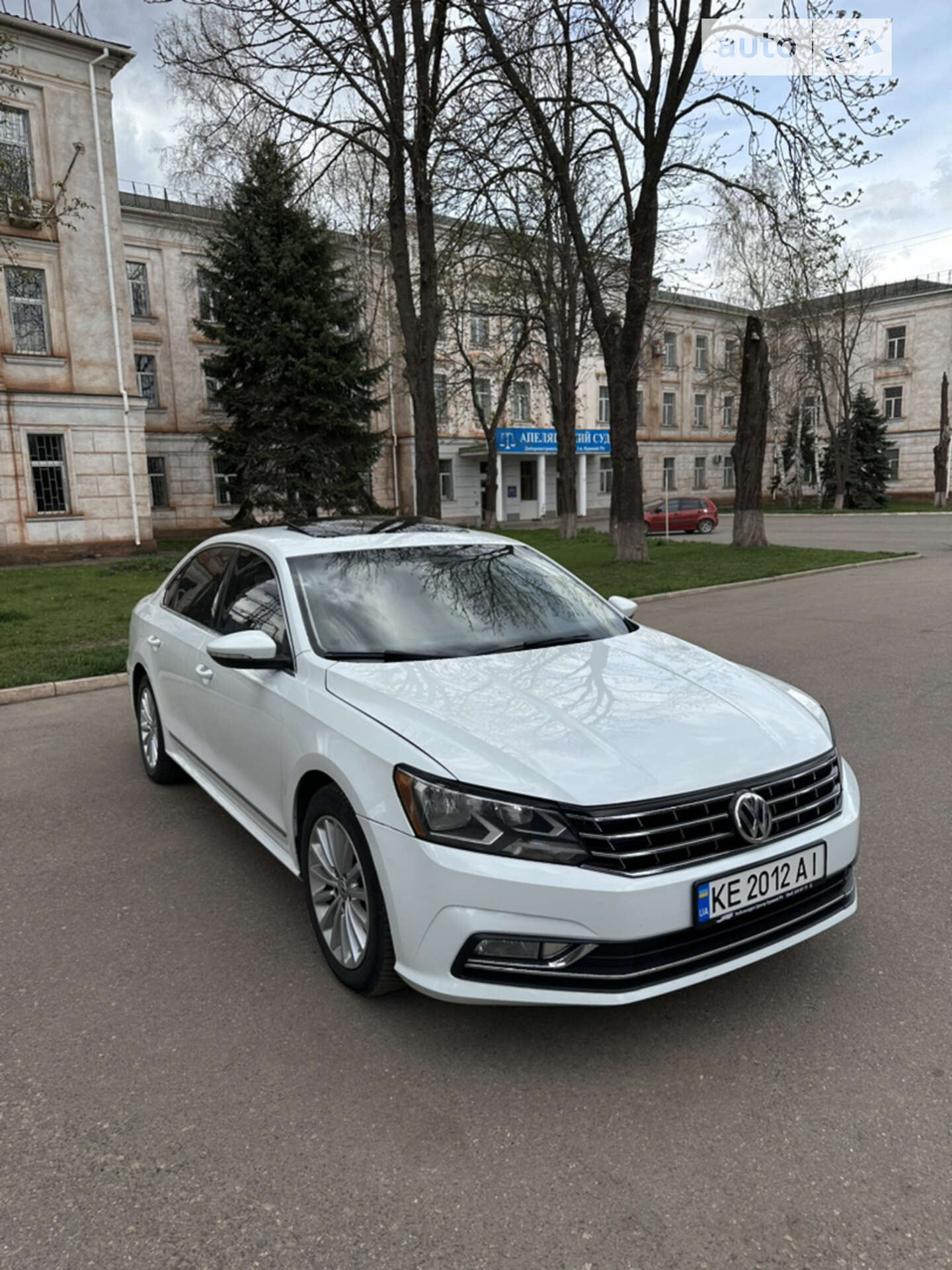 VOLKSWAGEN PASSAT 2017